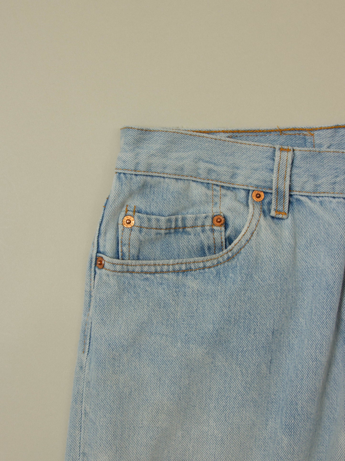 Vtg 1990s Levi's 501 Jeans - Made in USA (32x34)