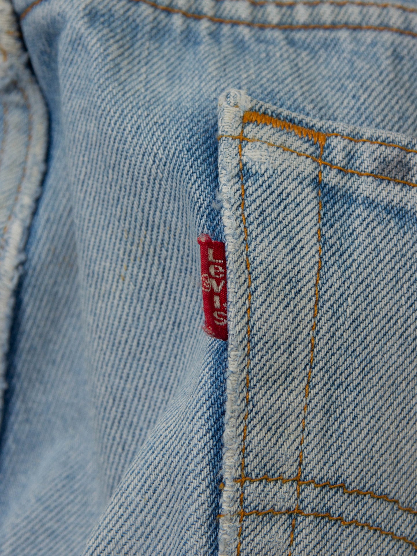 Vtg 1990s Levi's 501 Jeans - Made in USA (36x29)