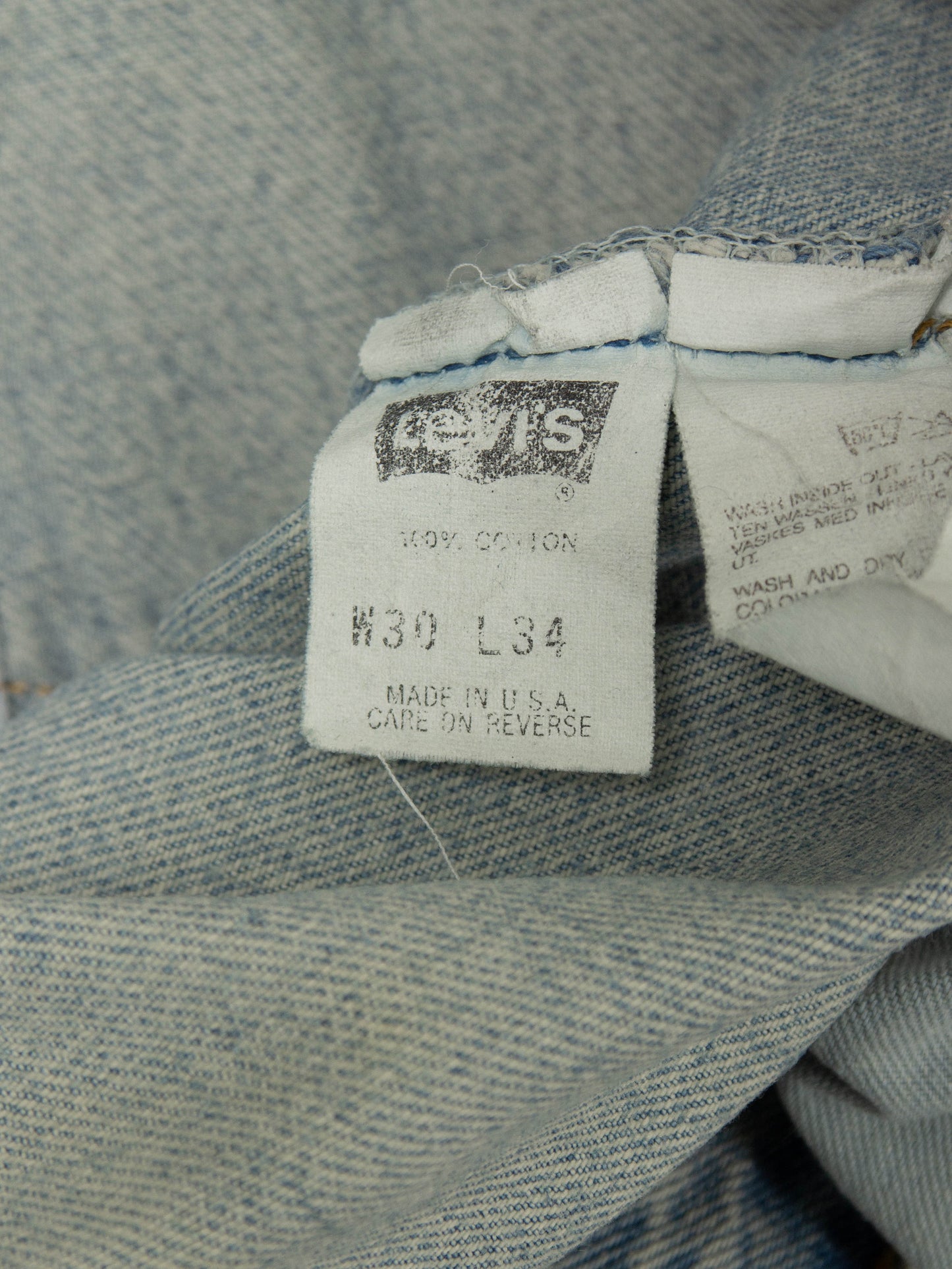 Vtg 1990s Levi's 501 Jeans - Made in USA (30x33)