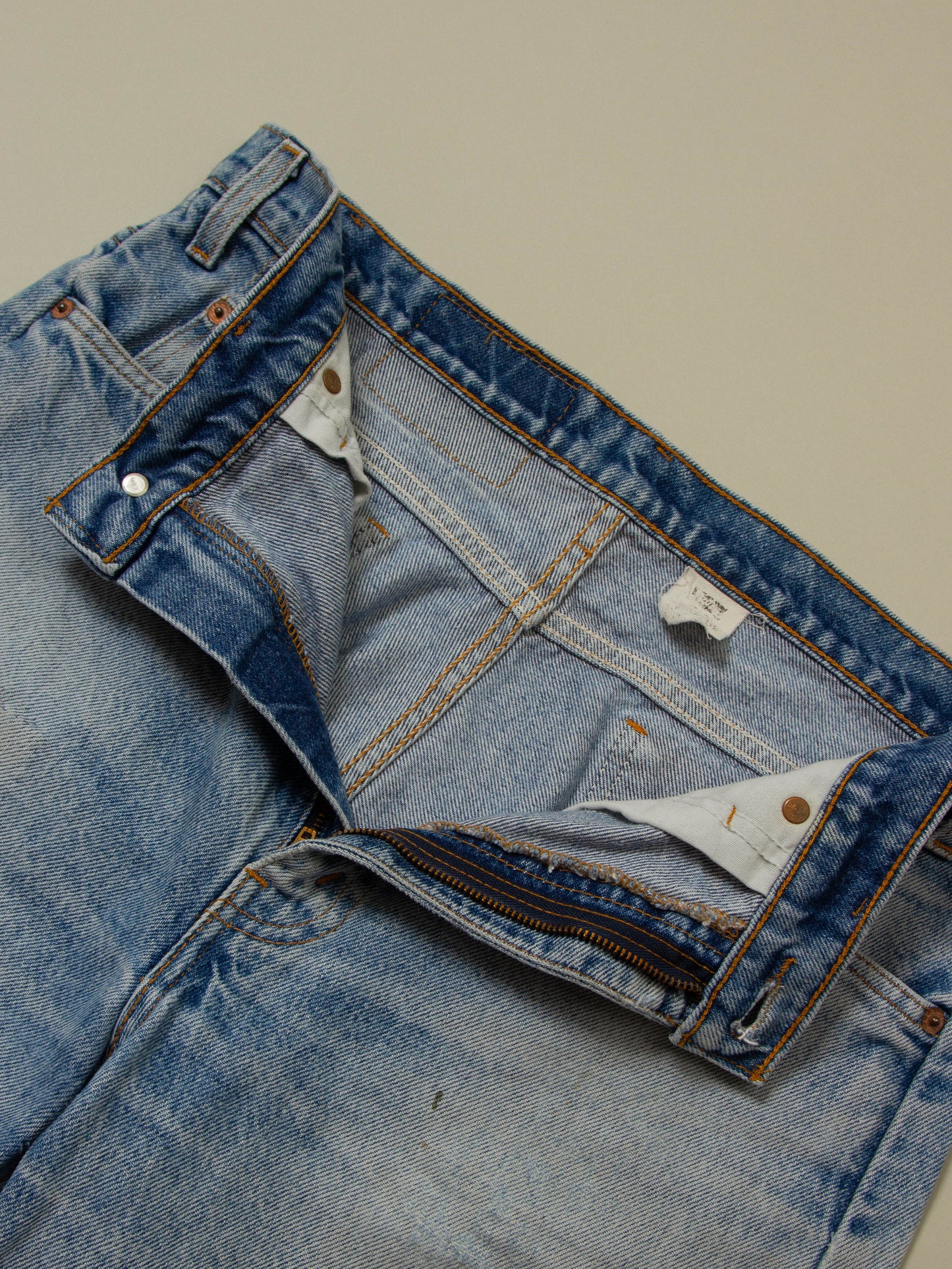 Vtg 1990s Levi's Shorts (34")