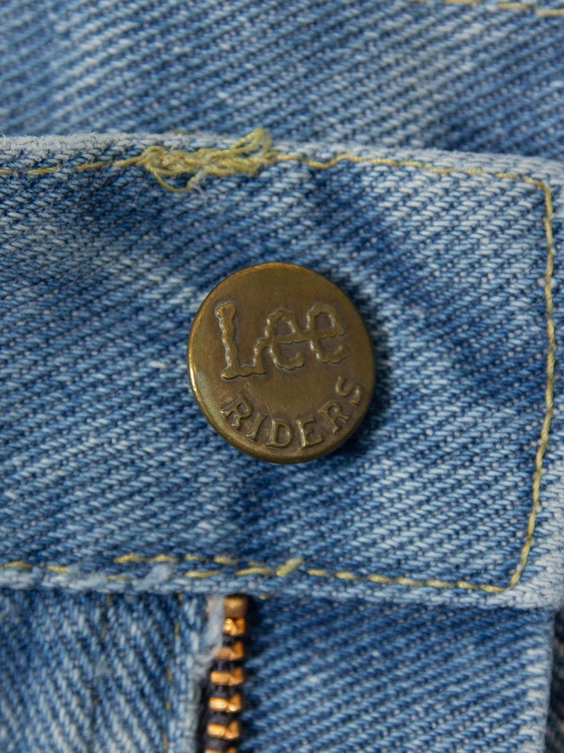 Lee Rider Labels Vtg 1980s Lee Riders Jeans - Made in USA (38x34) – Broadway & Sons