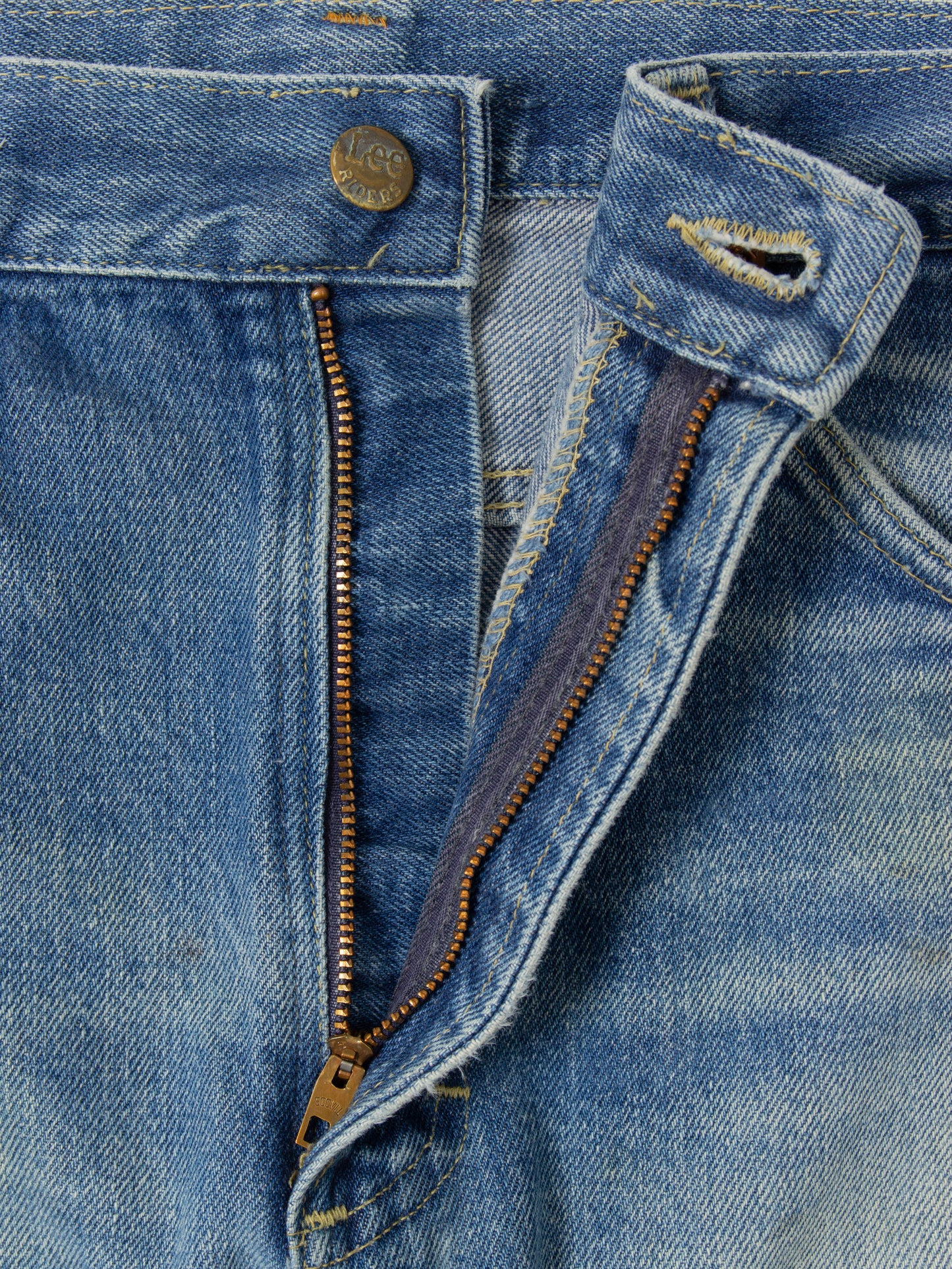 Vtg 1980s Lee Riders Jeans - Made in USA (36x32)