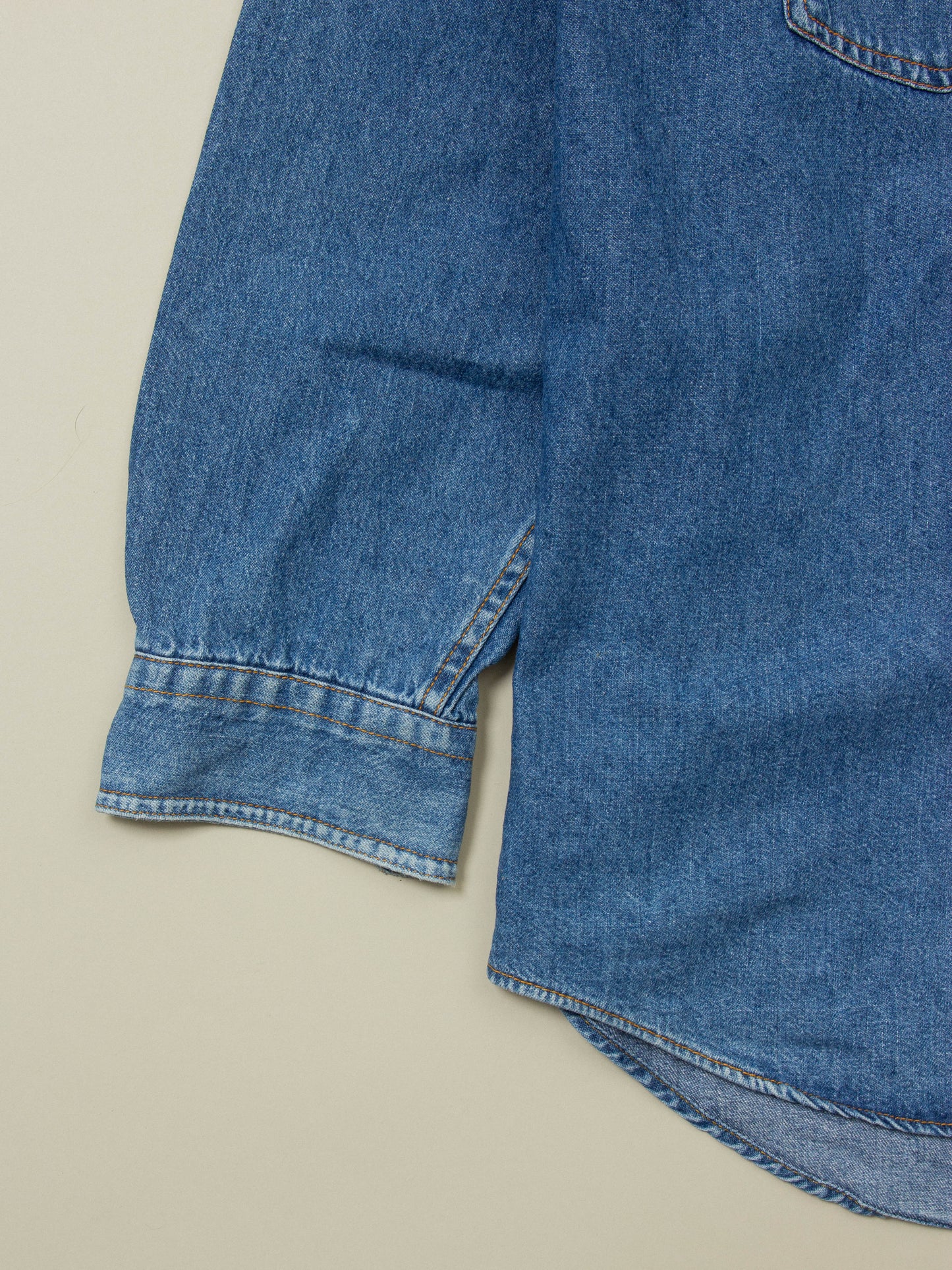 Vtg 1990s Levi's Denim Shirt (M)