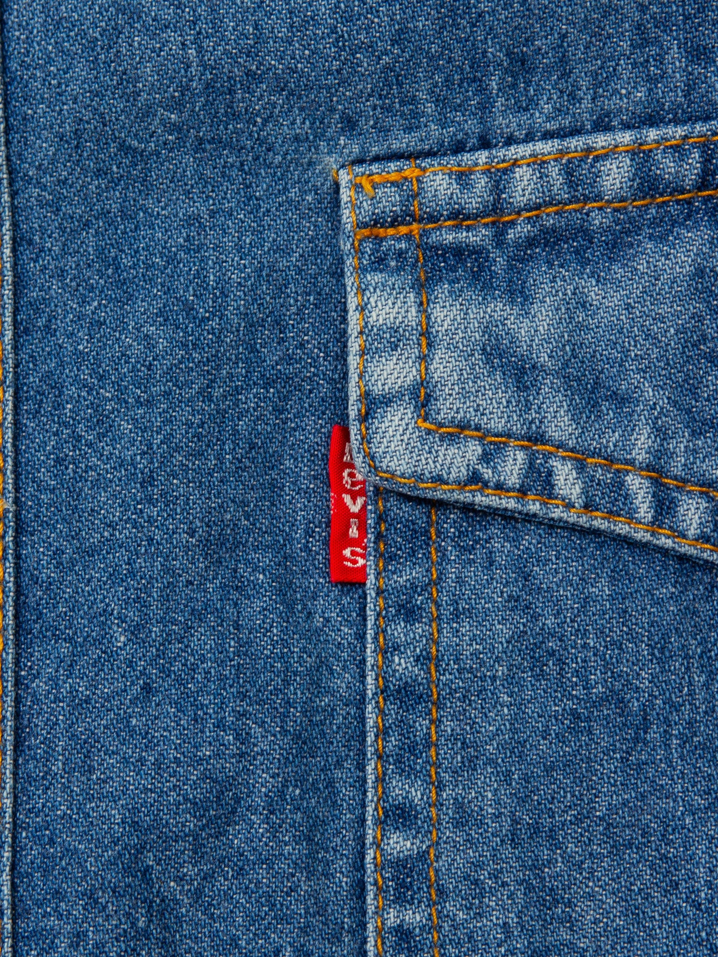 Vtg 1990s Levi's Denim Shirt (M)