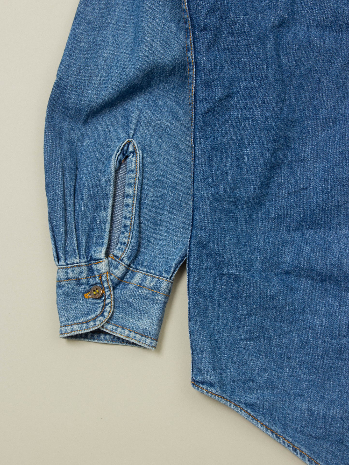 Vtg 1990s Levi's Denim Shirt (M)