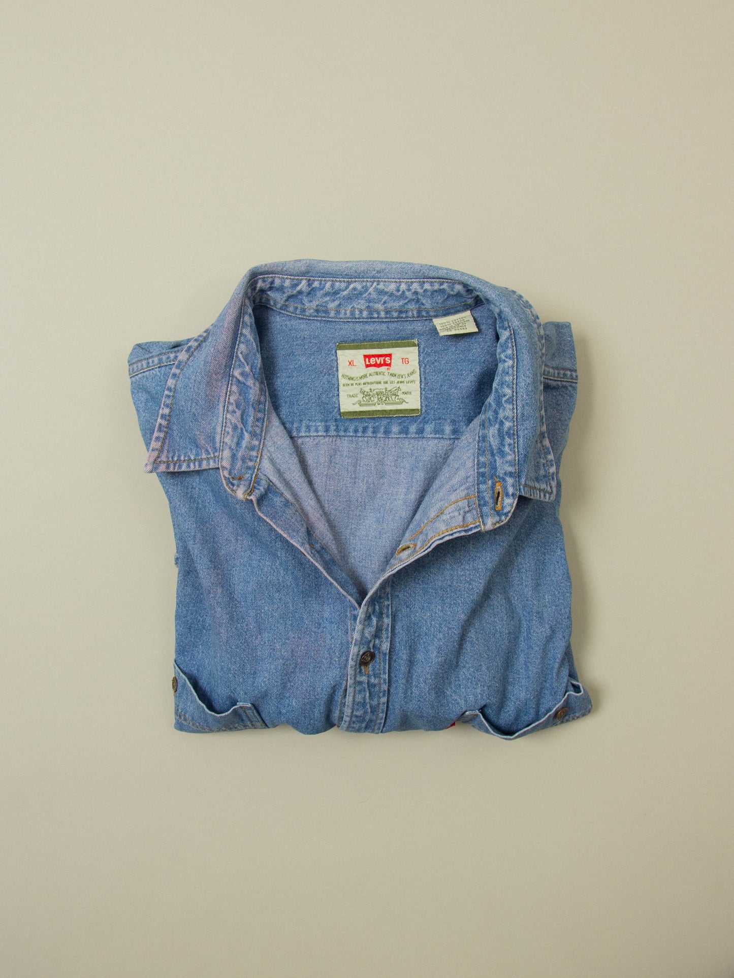 Vtg 1990s Levi's Denim Shirt (XL)