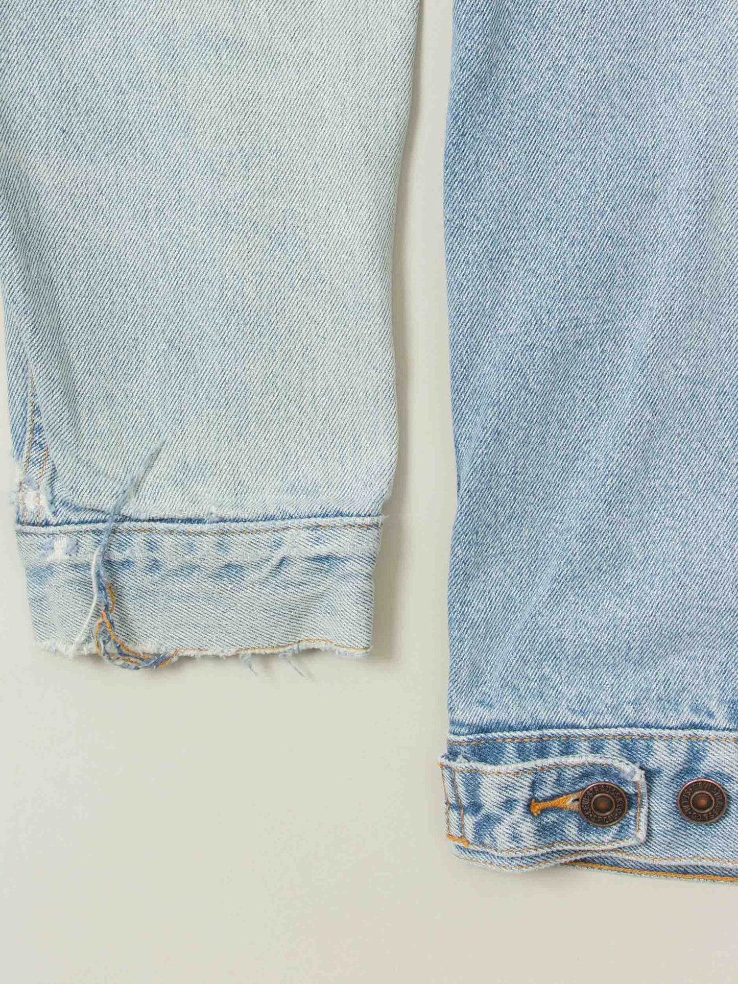 Vtg 1990s Levi's Denim Jacket (S/M)
