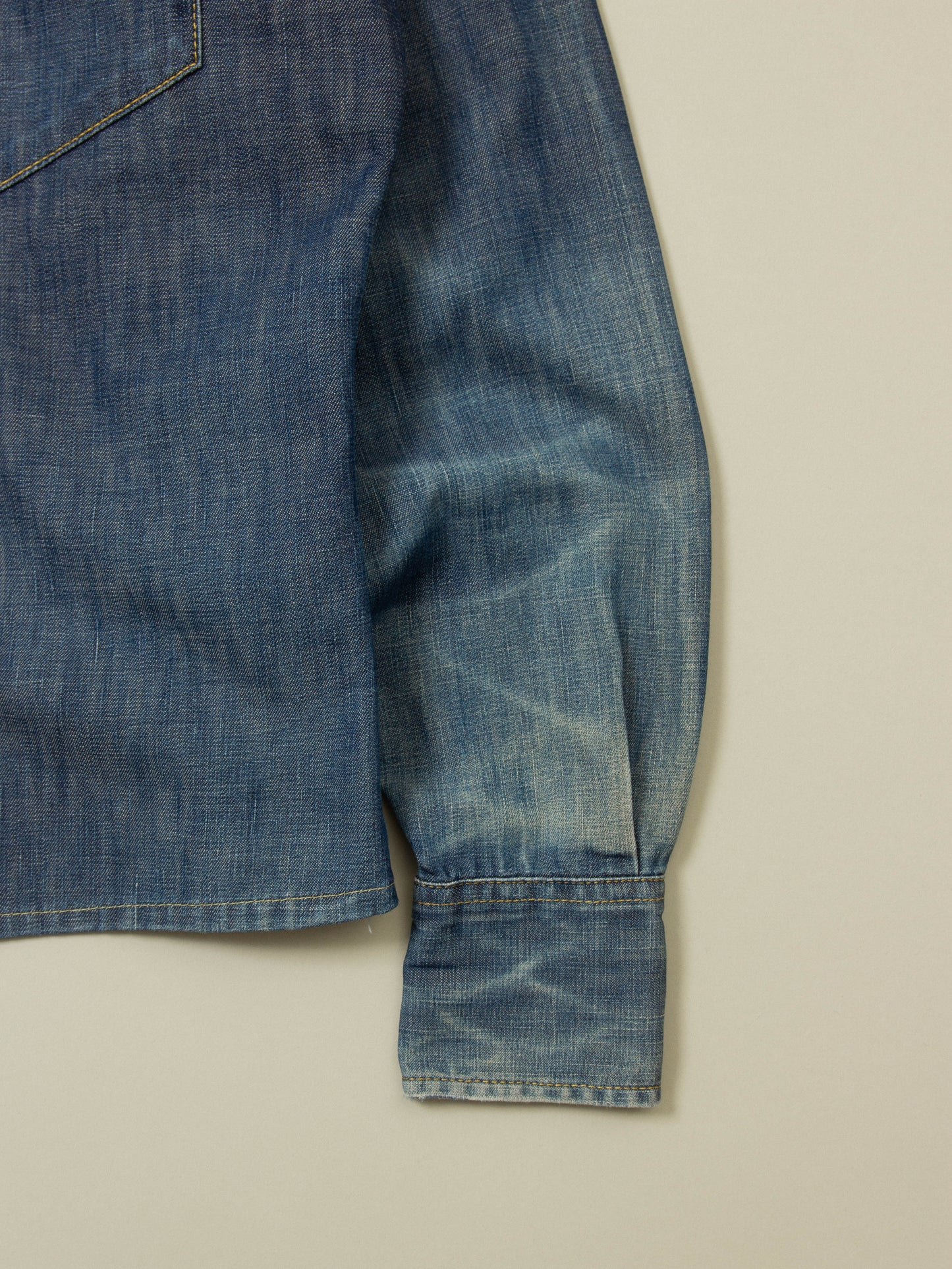 Vtg Levi's Western Denim Shirt (S)