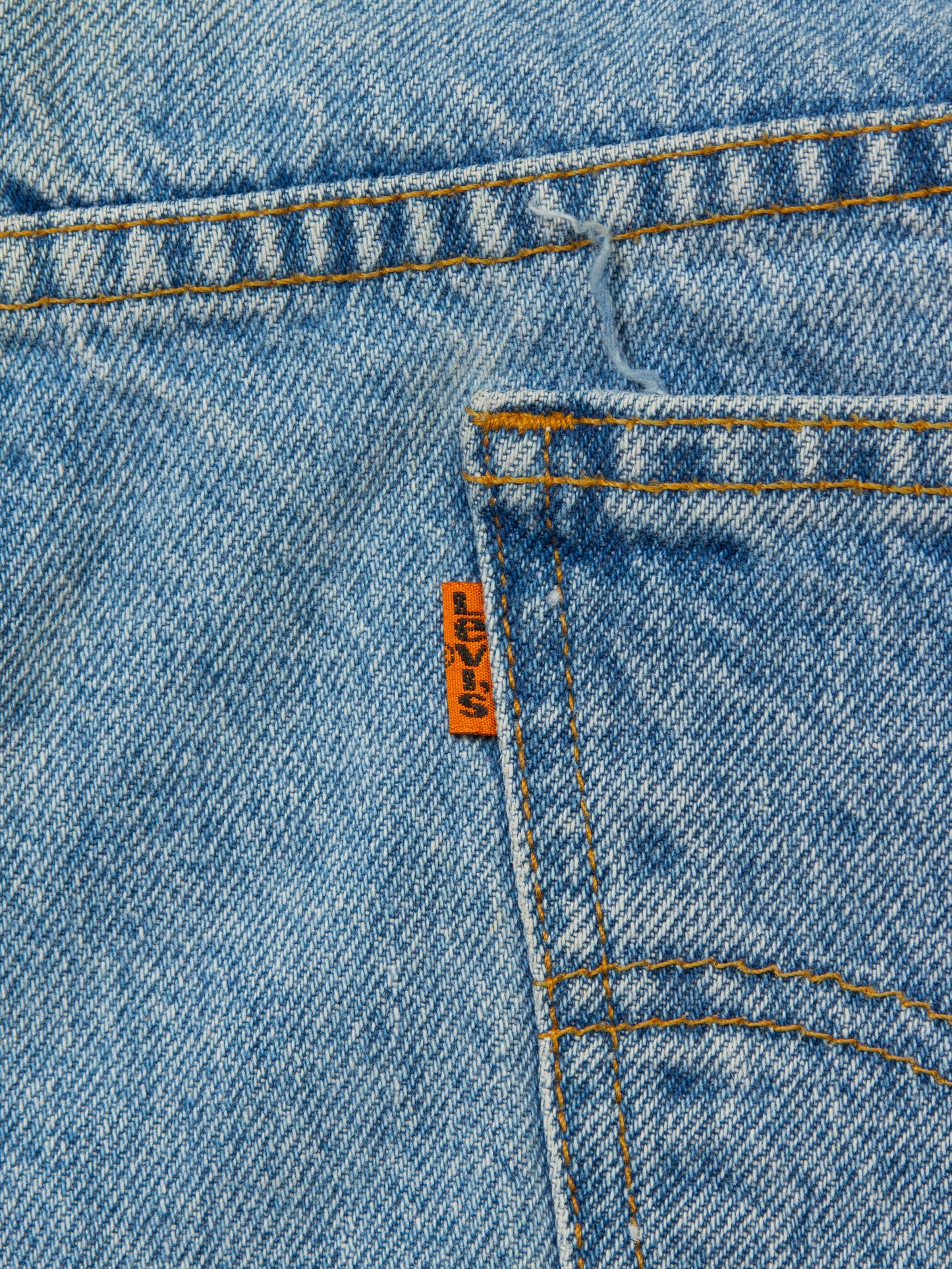 Vtg 1990s Levi's Orange Tab Denim Shorts (40")