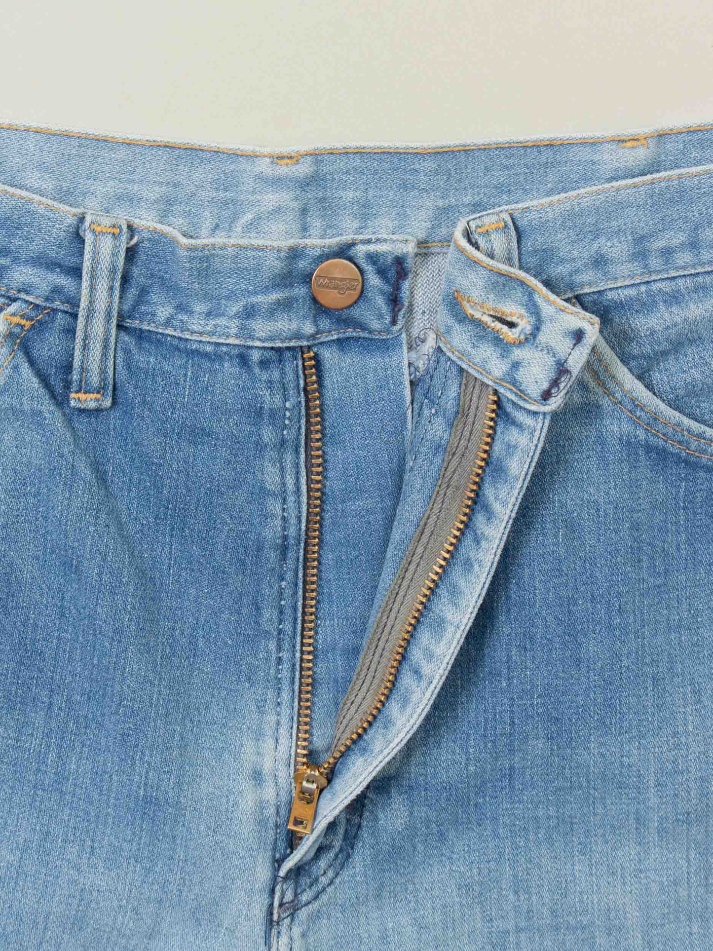 Vtg 1980s Wrangler Bootcut Jeans - Made in USA (34x29)