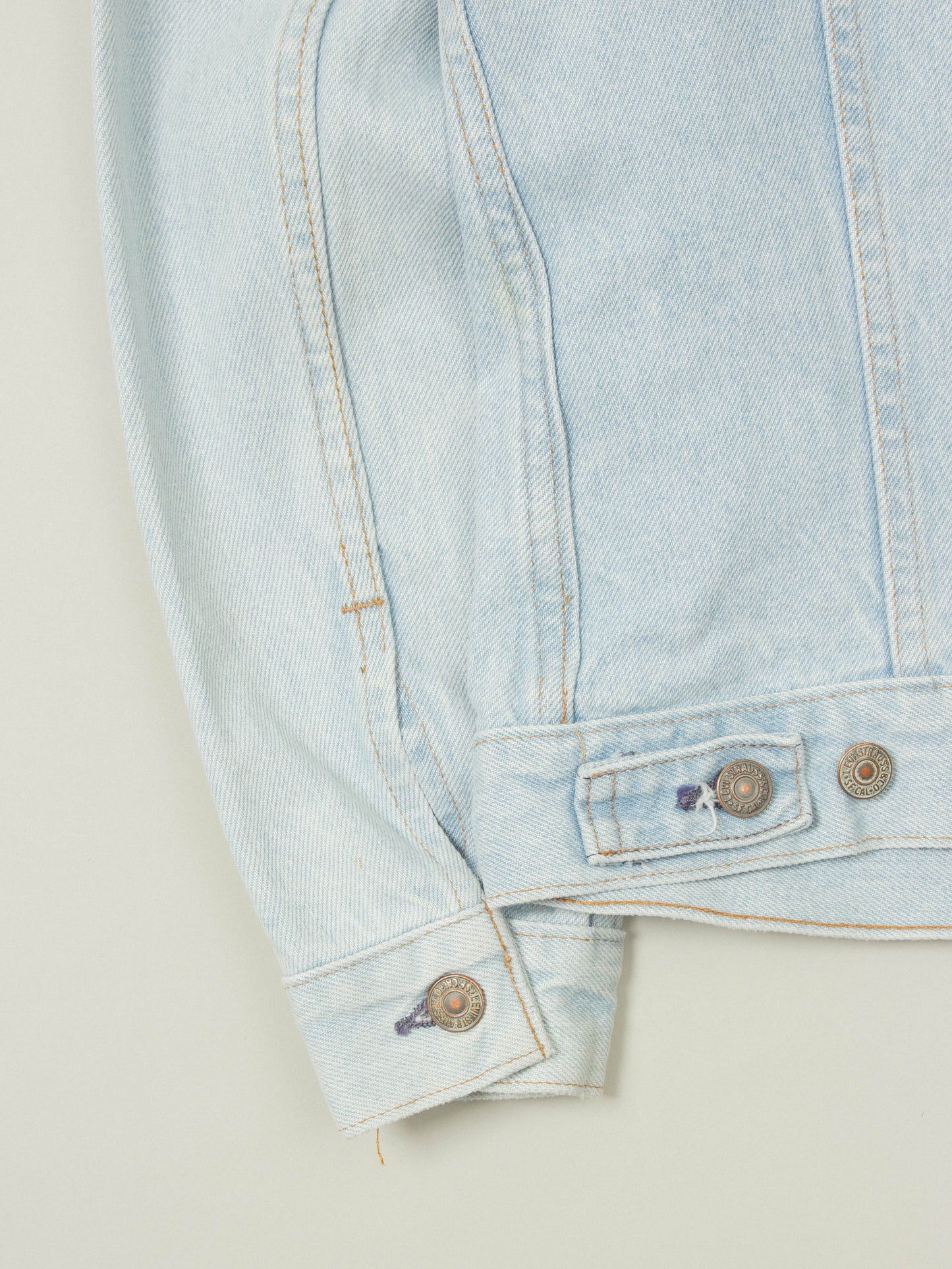 Vtg 1990s Levi's Trucker Denim Jacket - Made in USA (S)