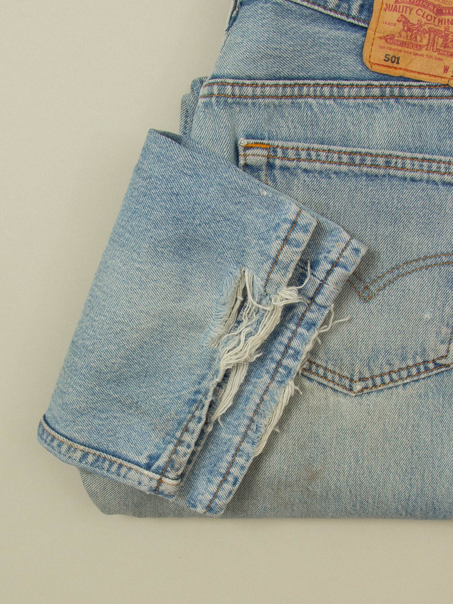 Vtg 1990s Levi's 501 Jeans - Made in UK (32x36)