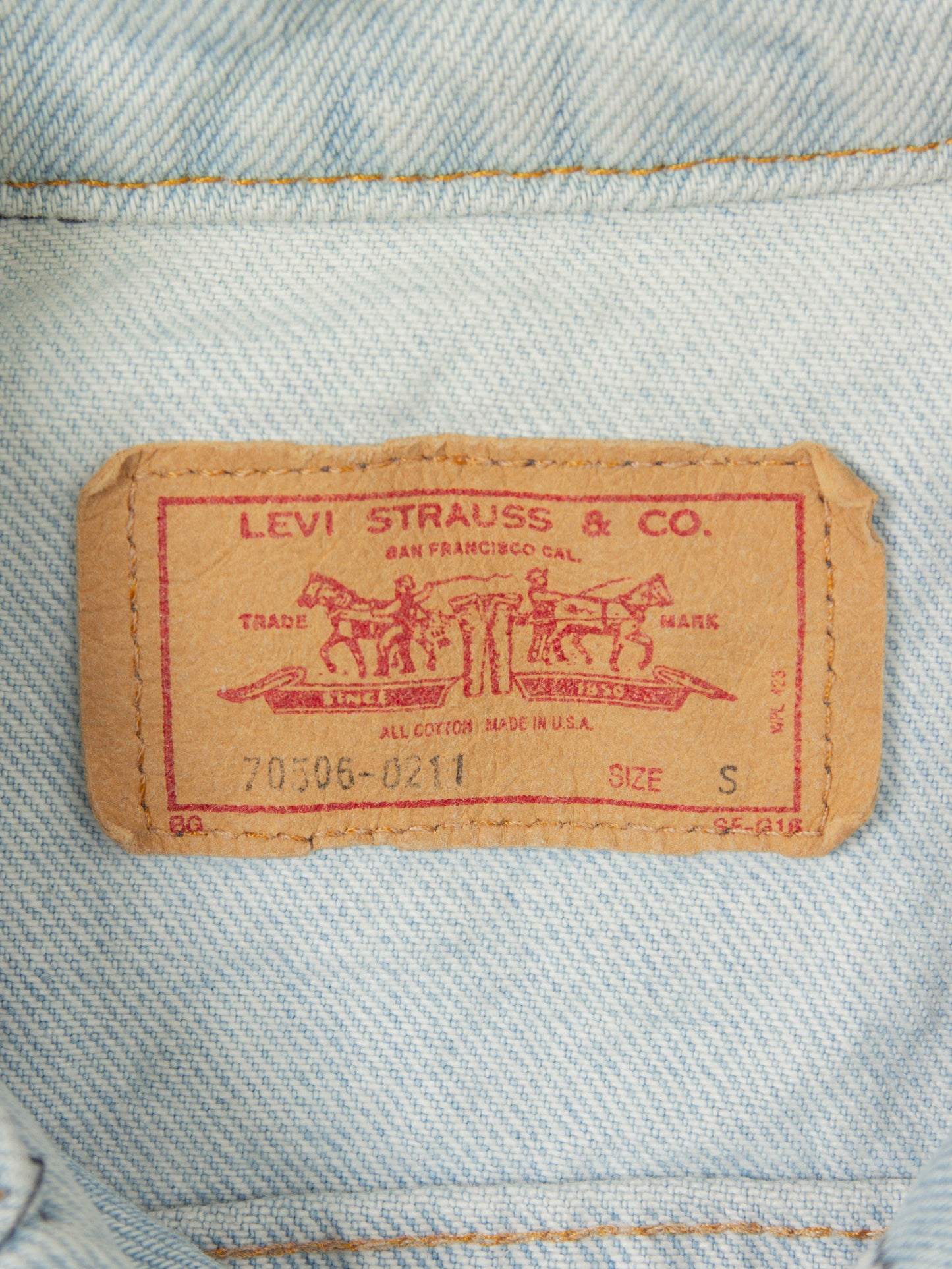 Vtg 1990s Levi's Trucker Denim Jacket - Made in USA (S)