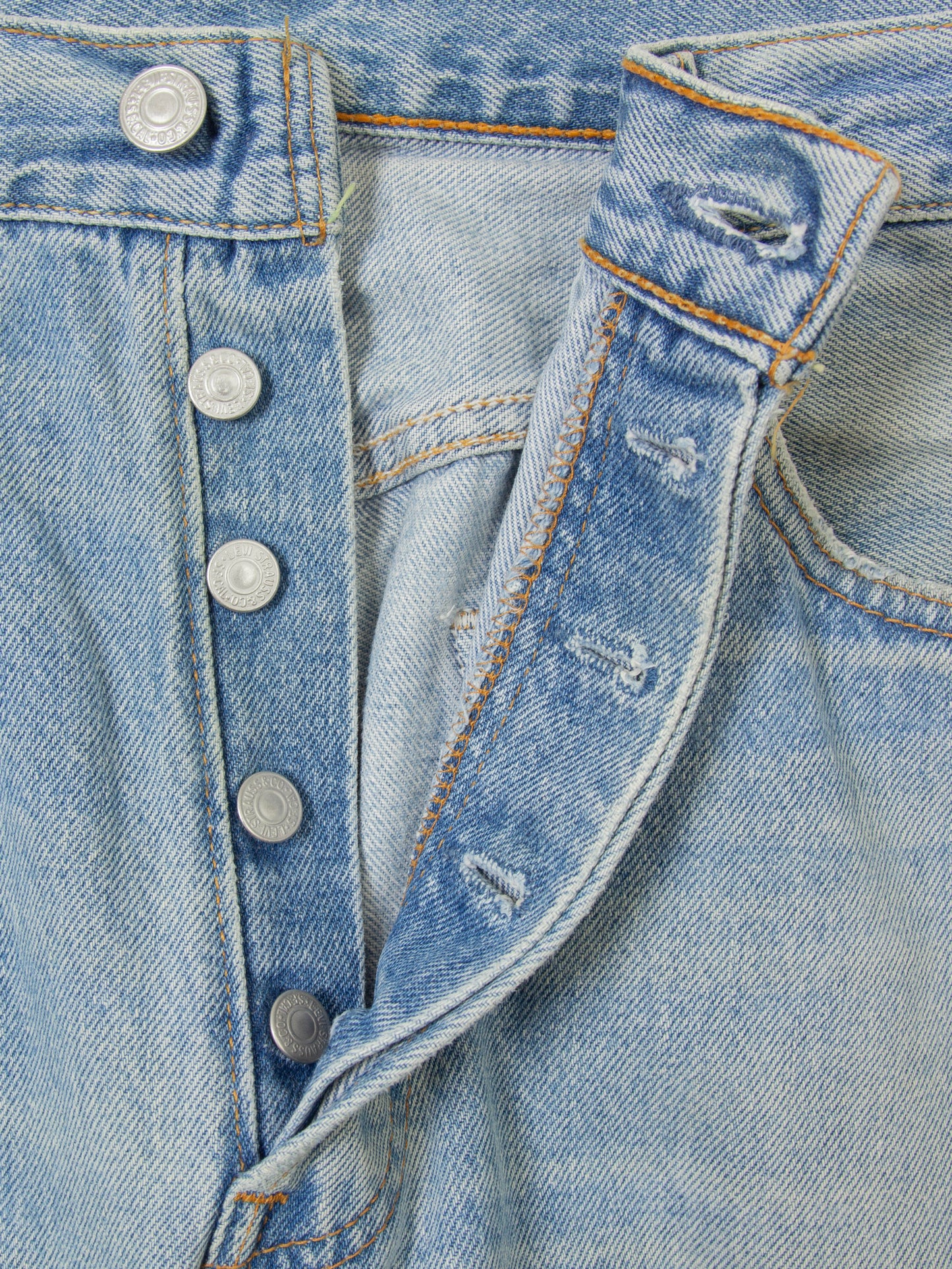 Vtg 1990s Levi's 501 Jeans - Made in USA (32x31)