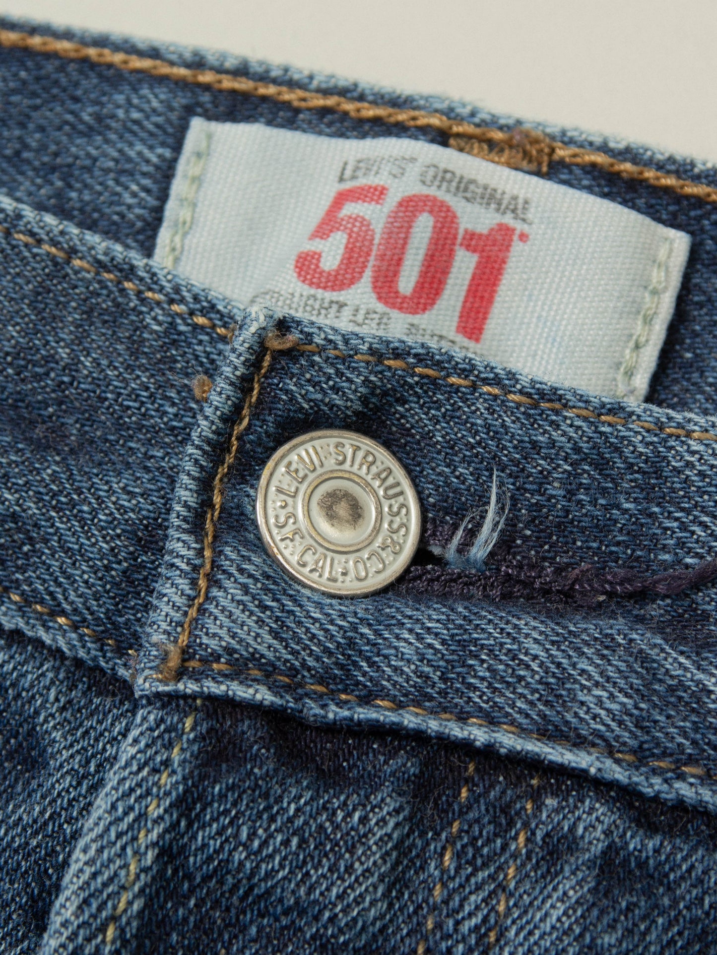 2000s Levi's 501 Jeans (38x34)