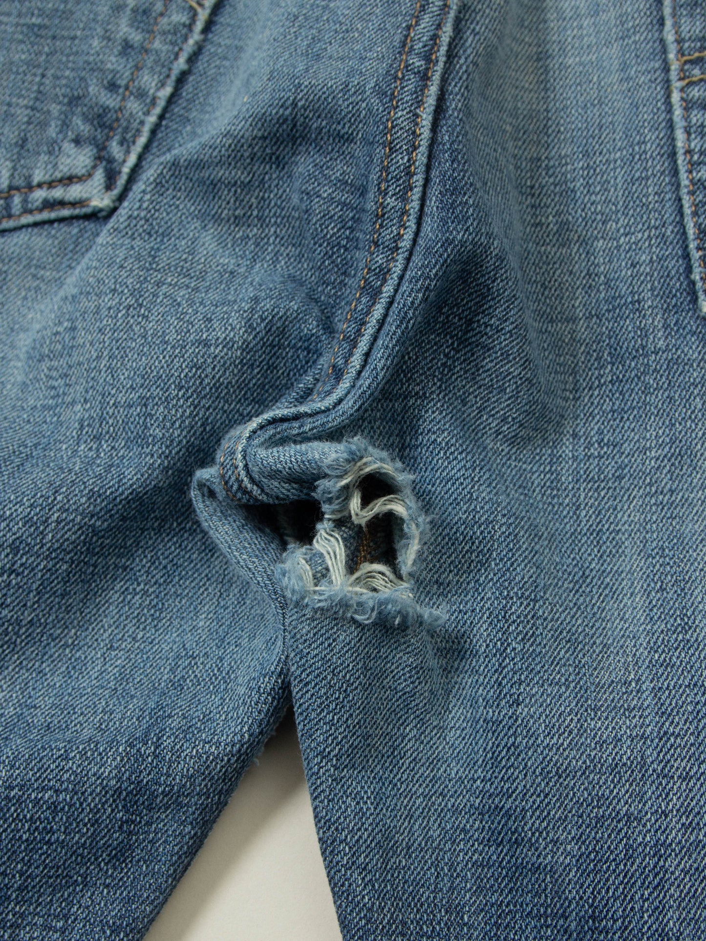 2000s Levi's 501 Jeans (38x34)