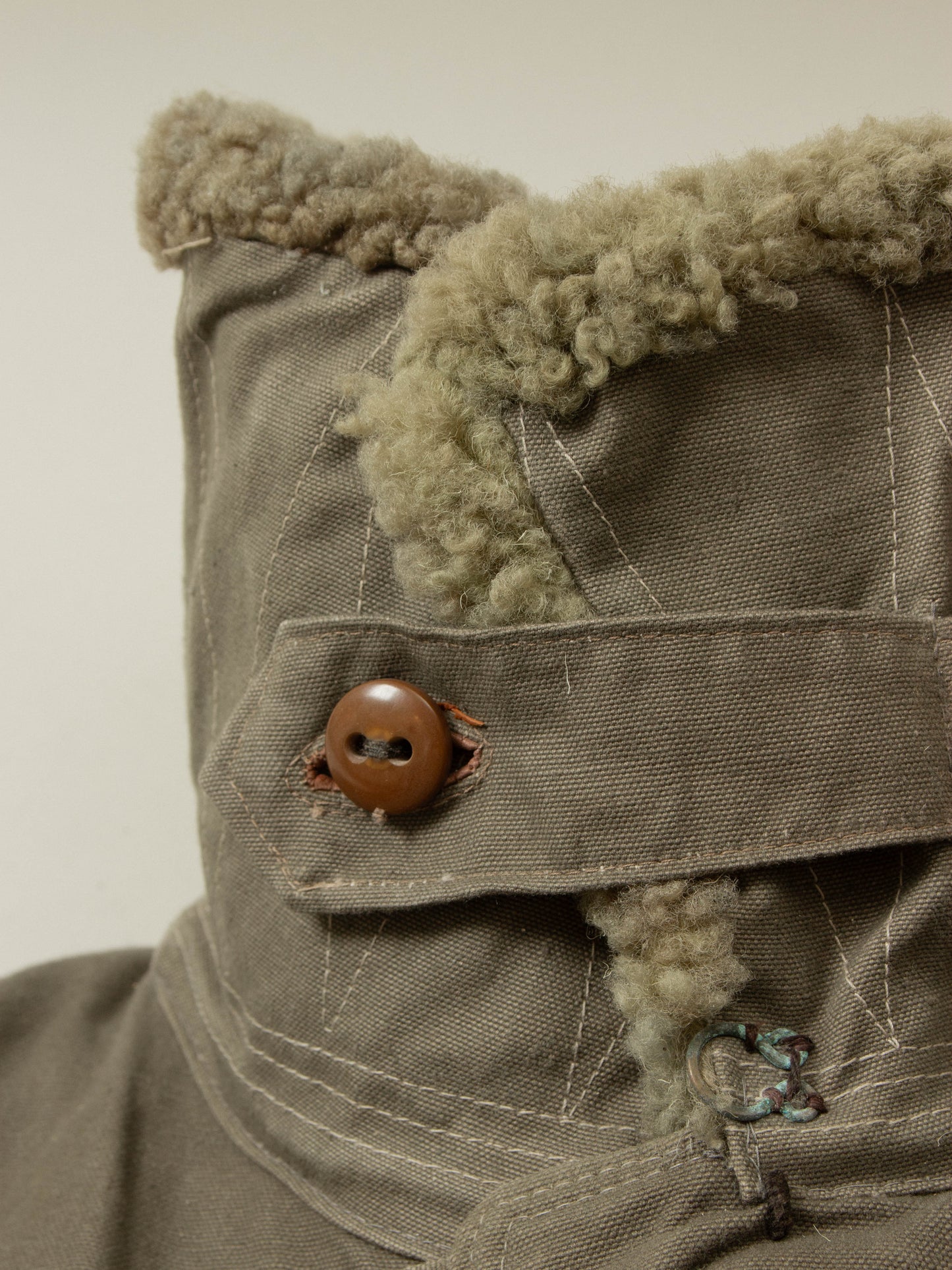 Vtg 1940s Swedish Army Extreme Cold Weather Shearling Coat (L)