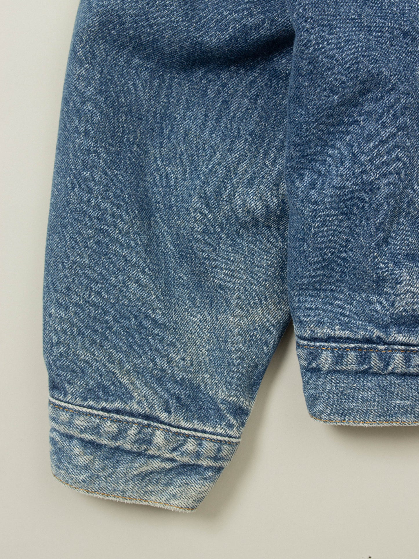 Vtg 1980s Lined Levi's Denim Jacket - Made in USA (XL)