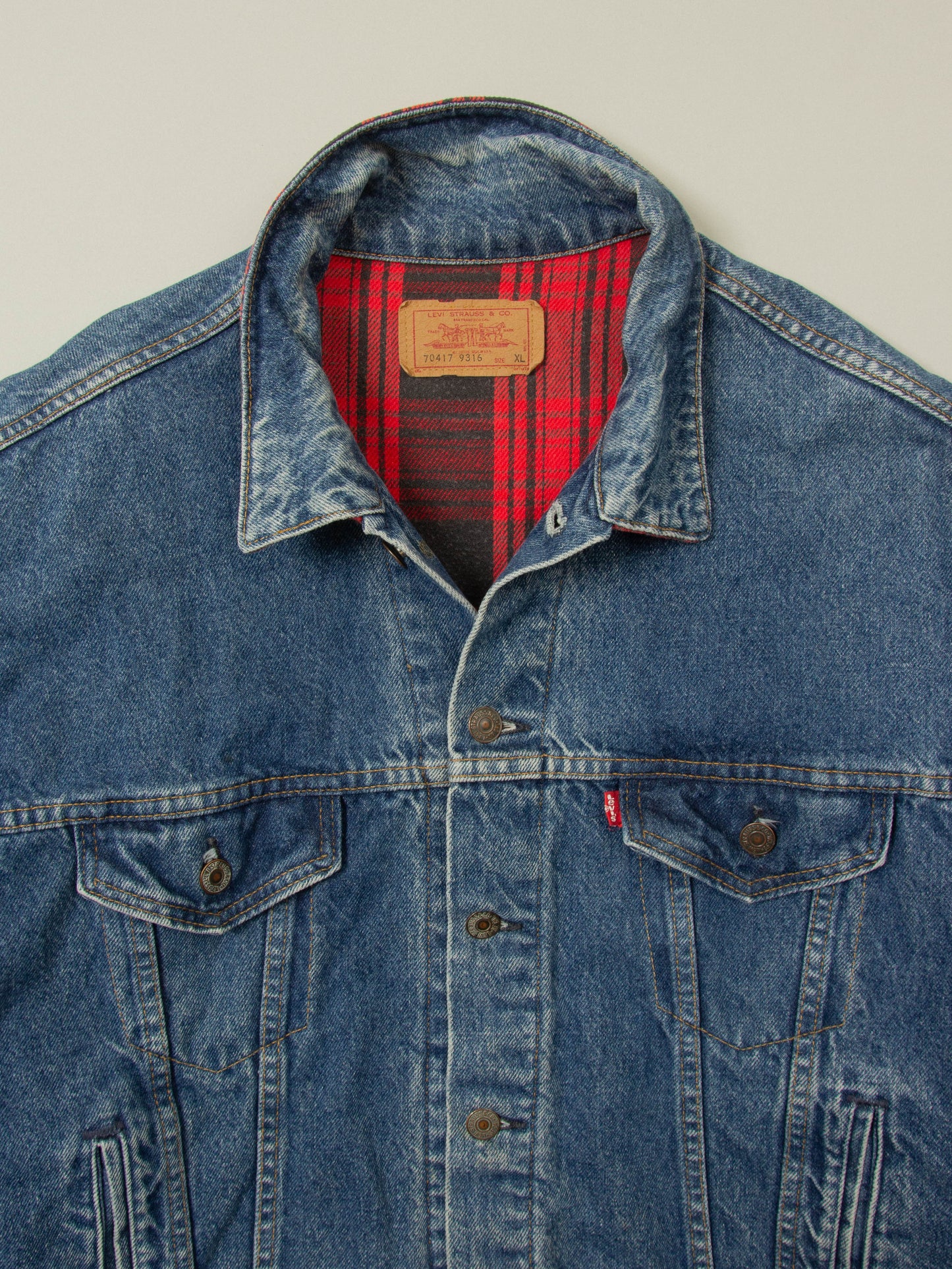 Vtg 1980s Lined Levi's Denim Jacket - Made in USA (XL)
