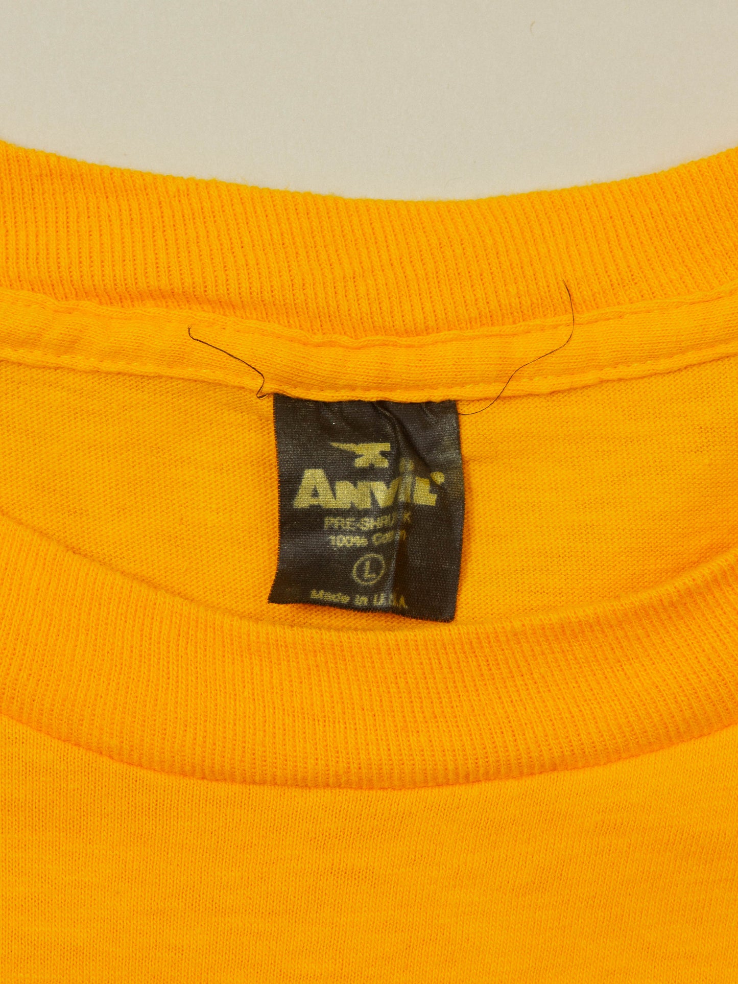 Vtg 1980s Anvil Single Stitch Tee - Made in USA (M)