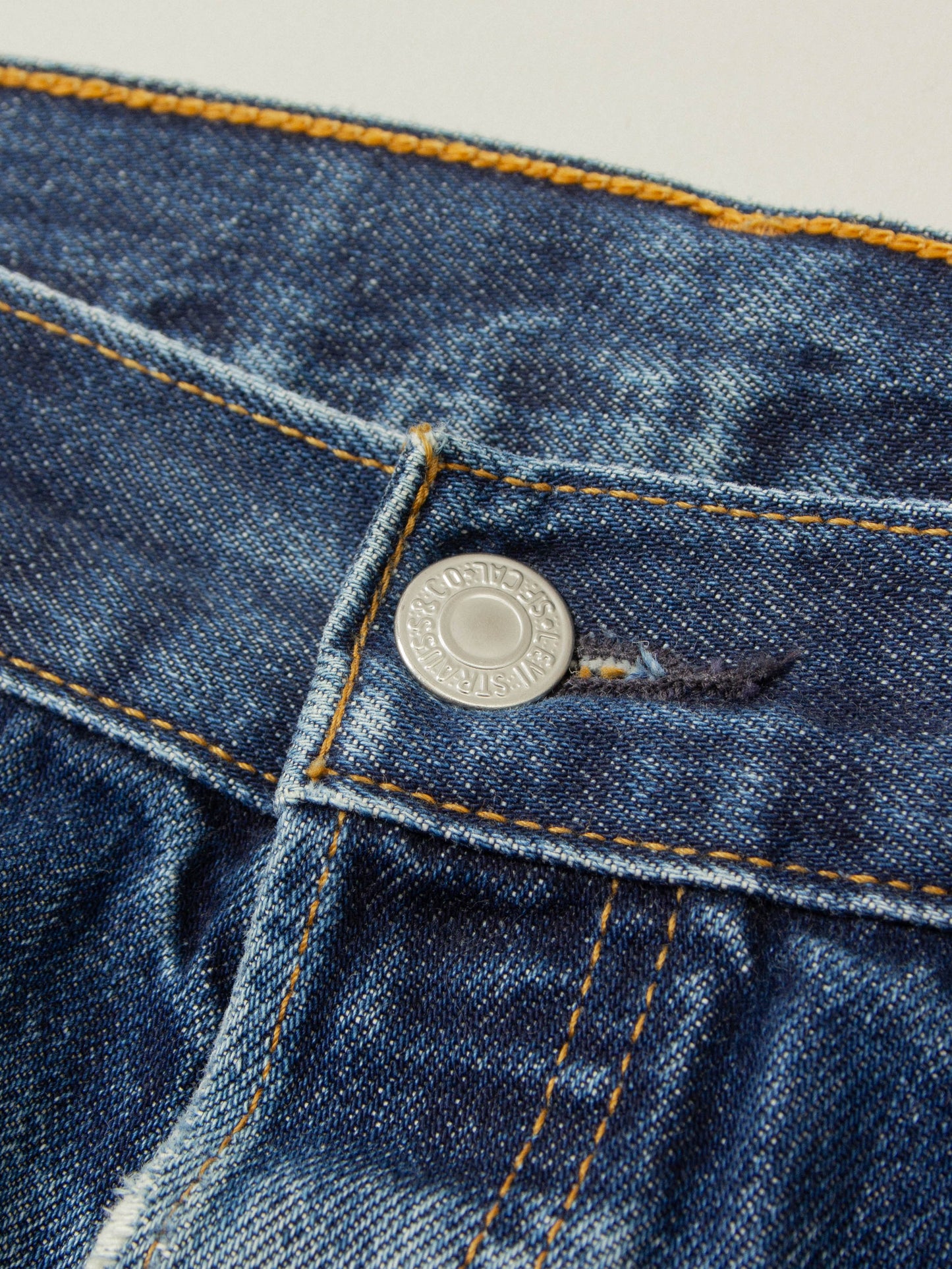 Vtg 1990s Levi's 501 Jeans (36x33)