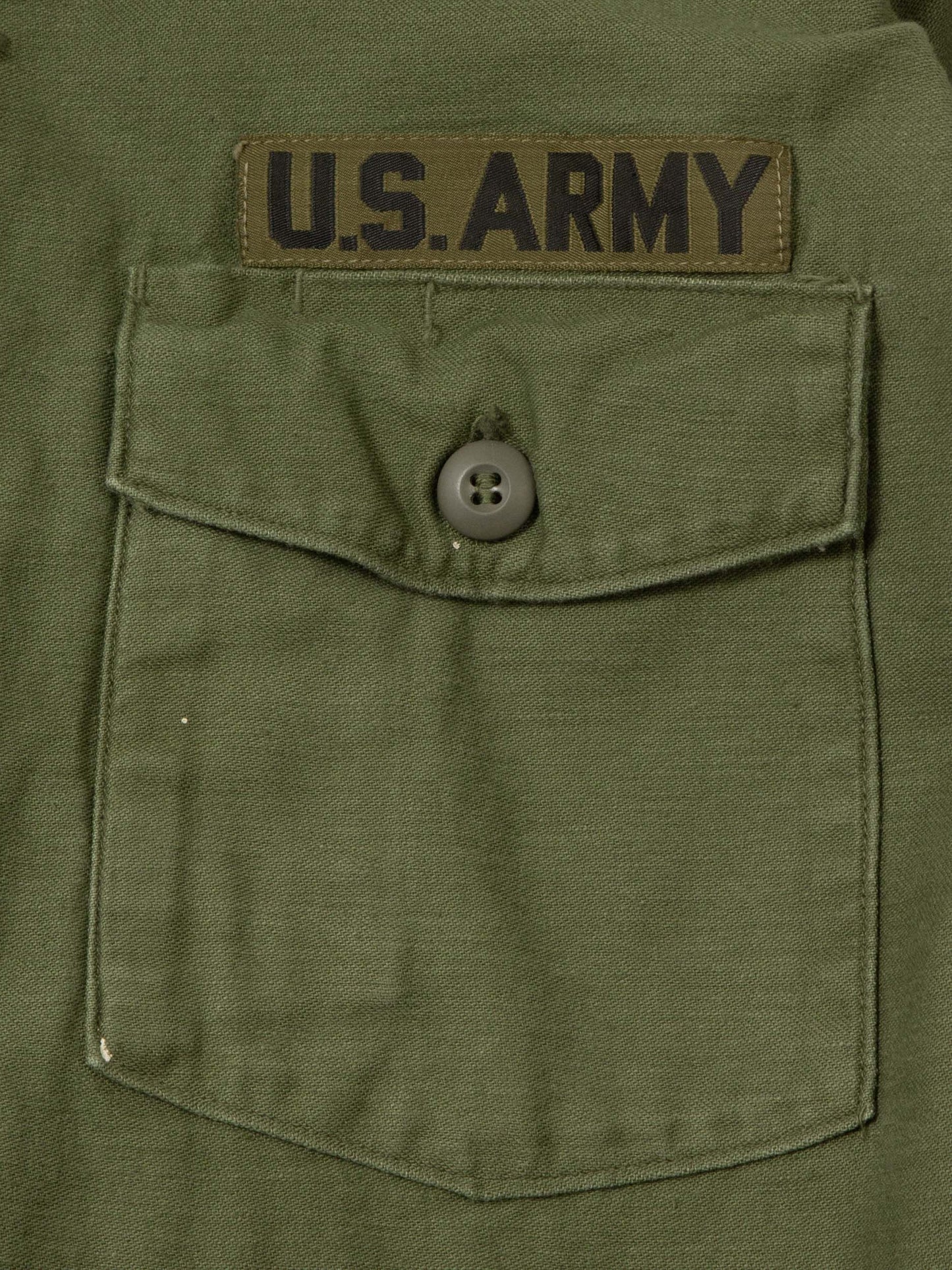 Vtg OG-107 US Army Fatigue Shirt (S)