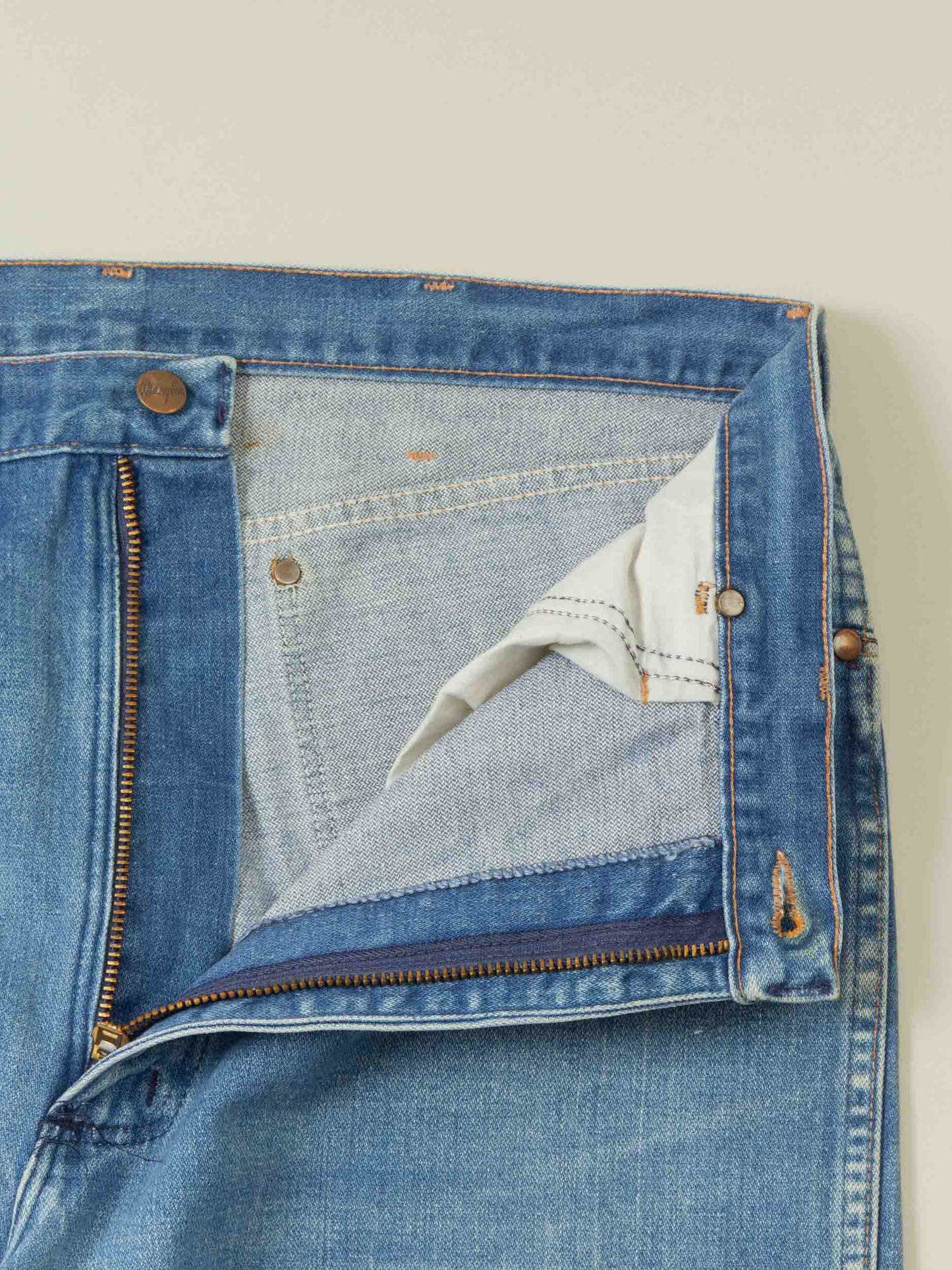 Vtg 1980s Wrangler Jeans - Made in USA (38x35)