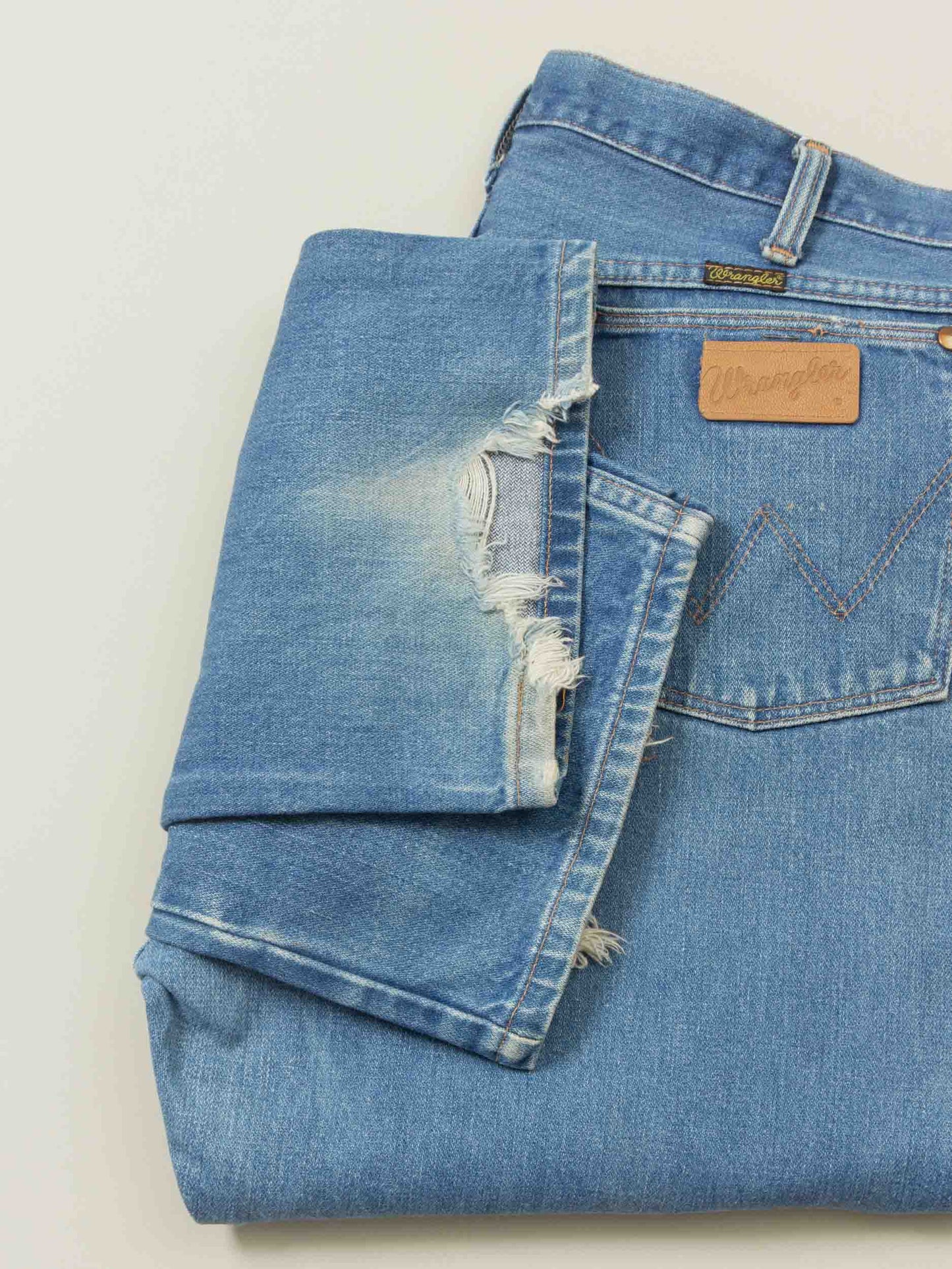 Vtg 1980s Wrangler Jeans - Made in USA (38x35)