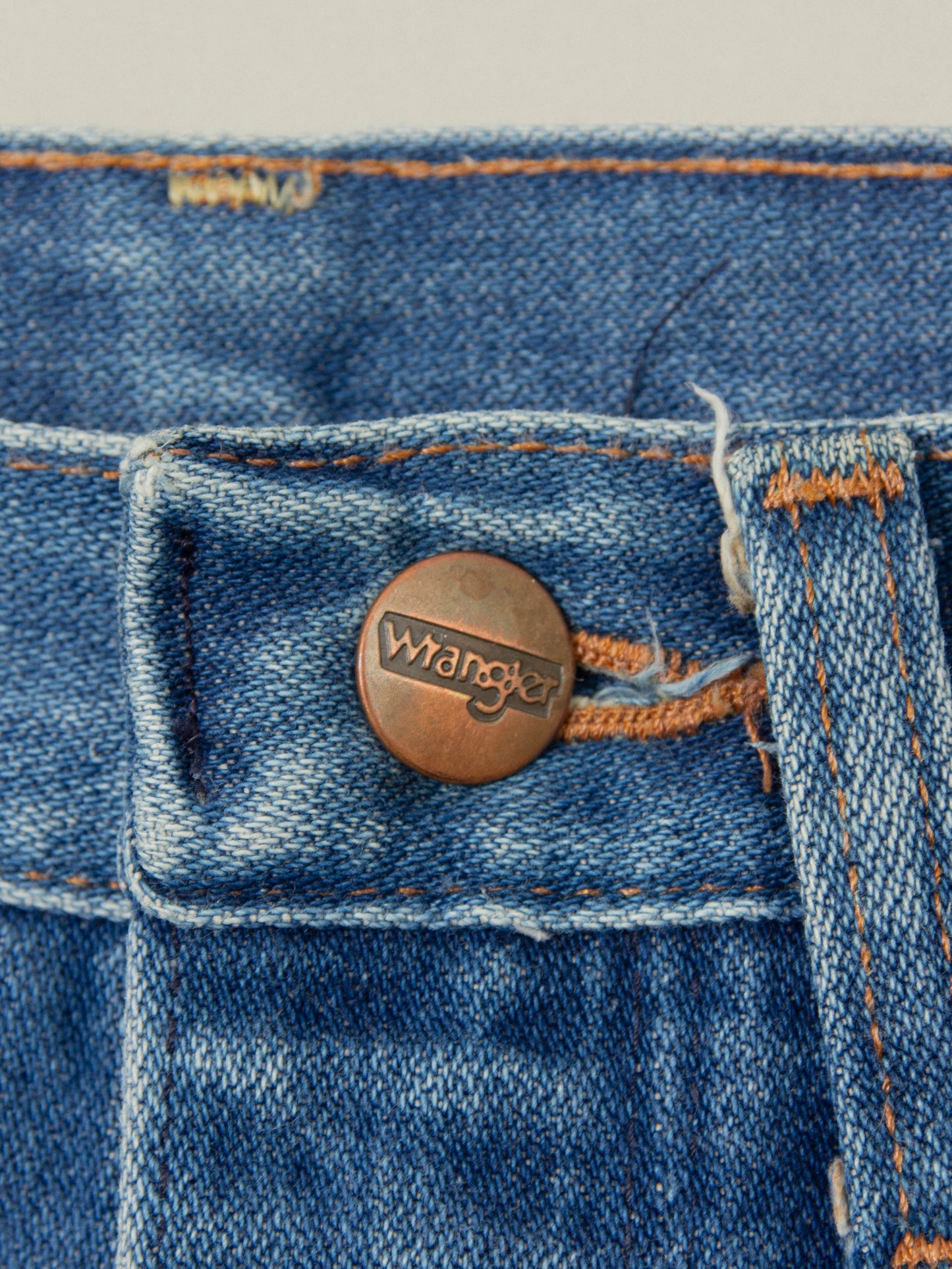 Vtg 1980s Wrangler Bootcut Jeans - Made in USA (28x34)