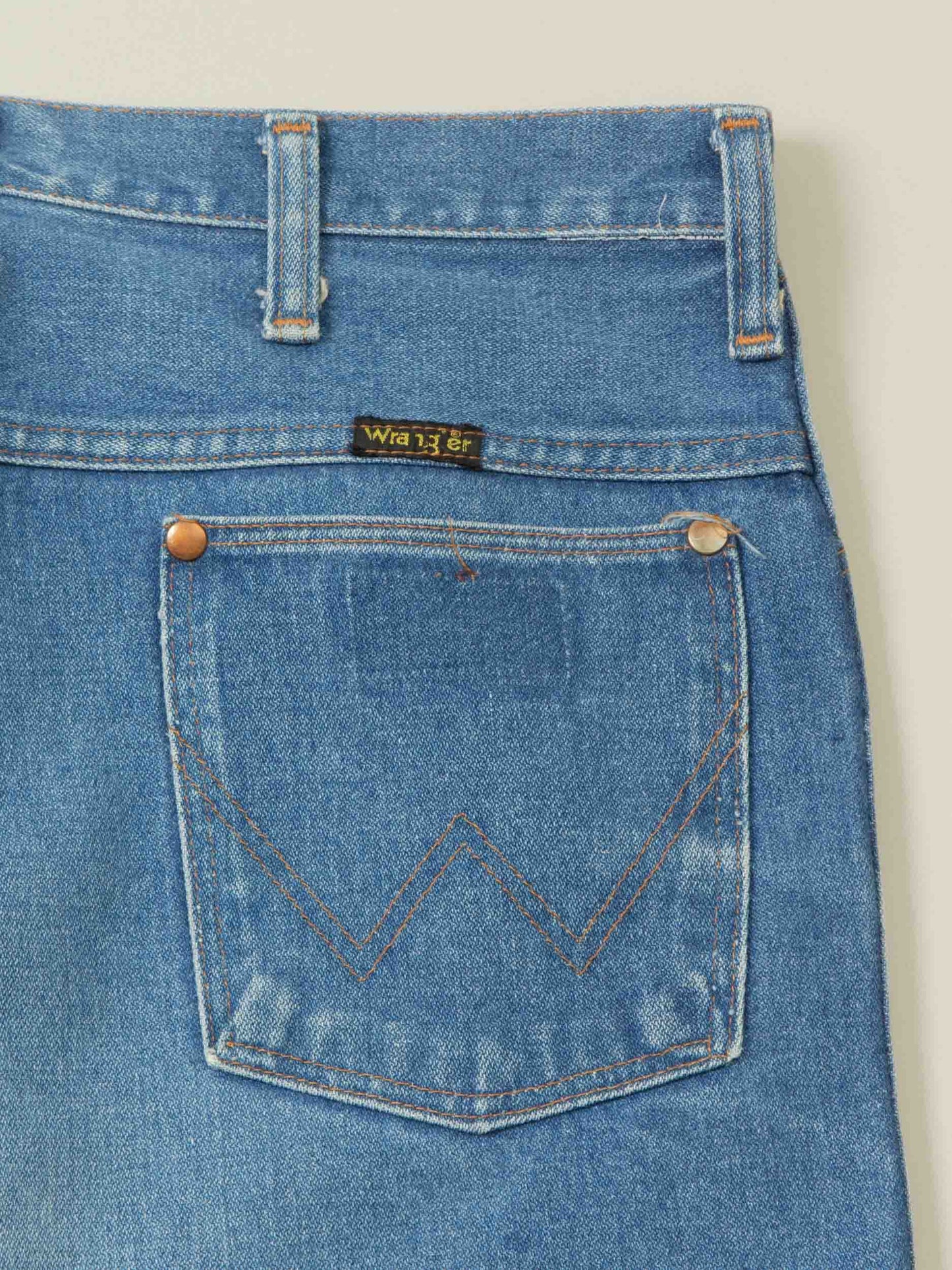 Vtg 1980s Wrangler Jeans - Made in USA (34x32)