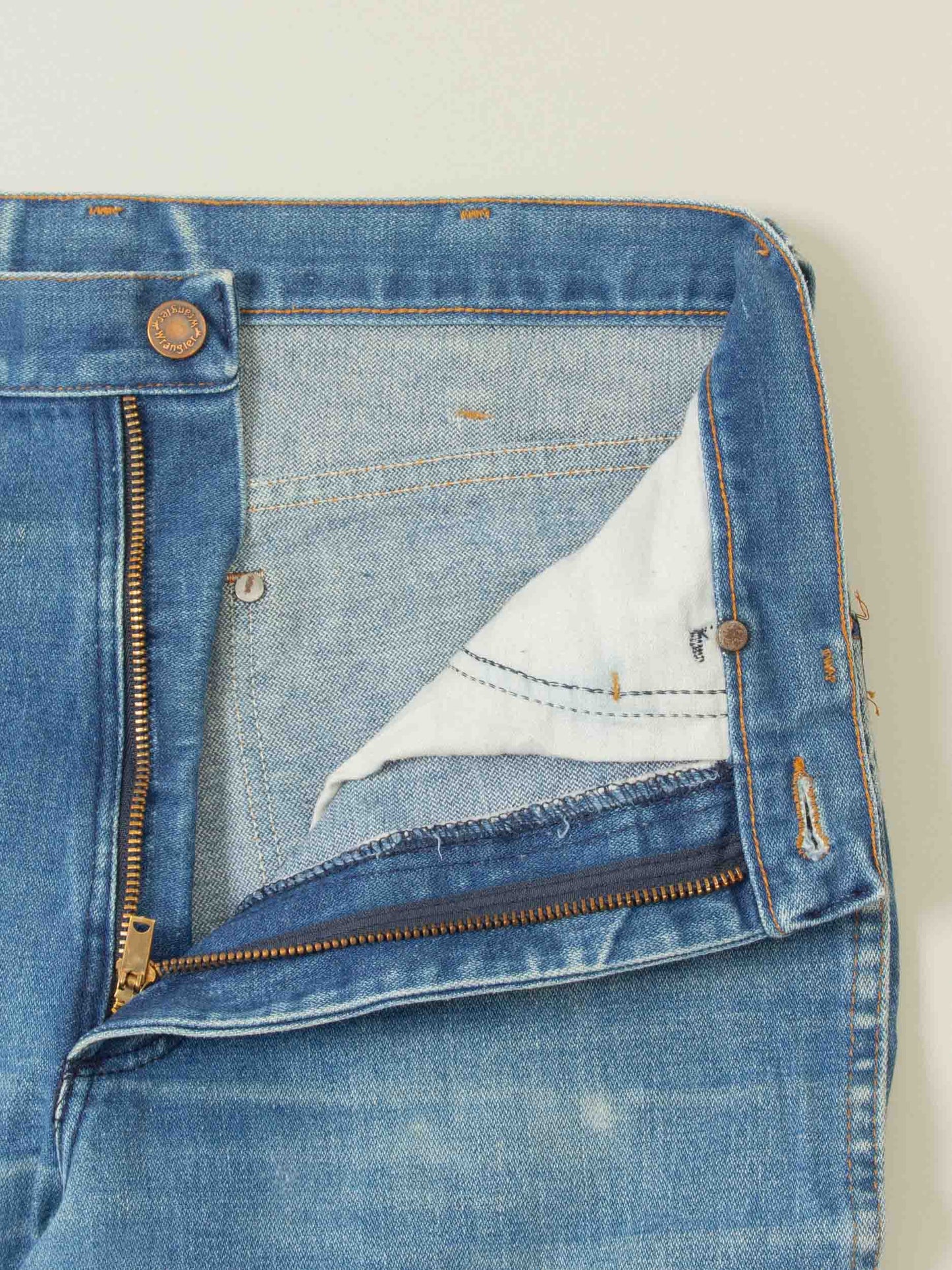 Vtg 1980s Wrangler Jeans - Made in USA (30x35)