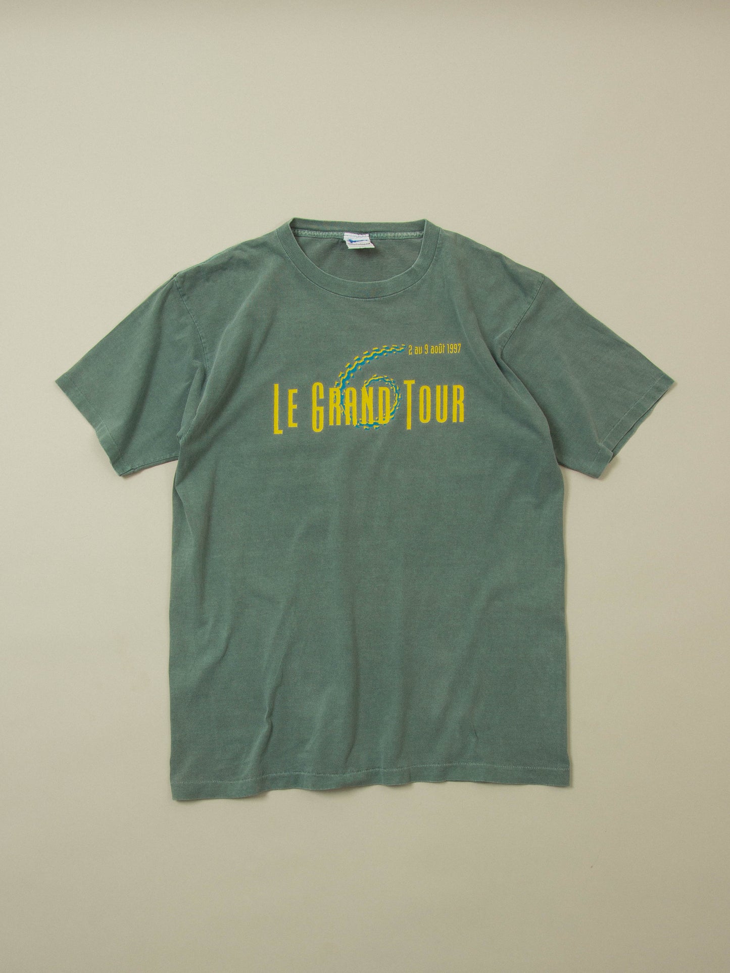 Vtg 1990s Le Grand Tour Single Stitch Tee - Made in Canada (L)
