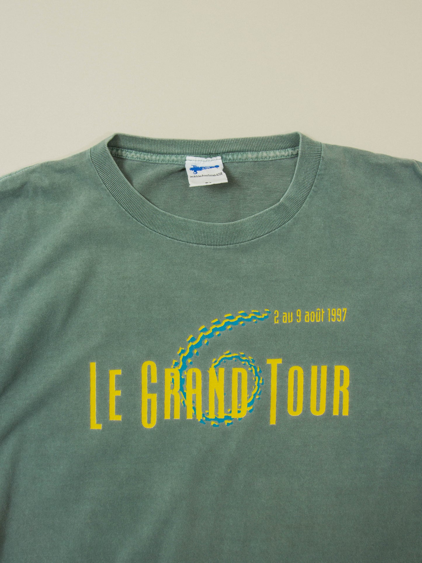 Vtg 1990s Le Grand Tour Single Stitch Tee - Made in Canada (L)