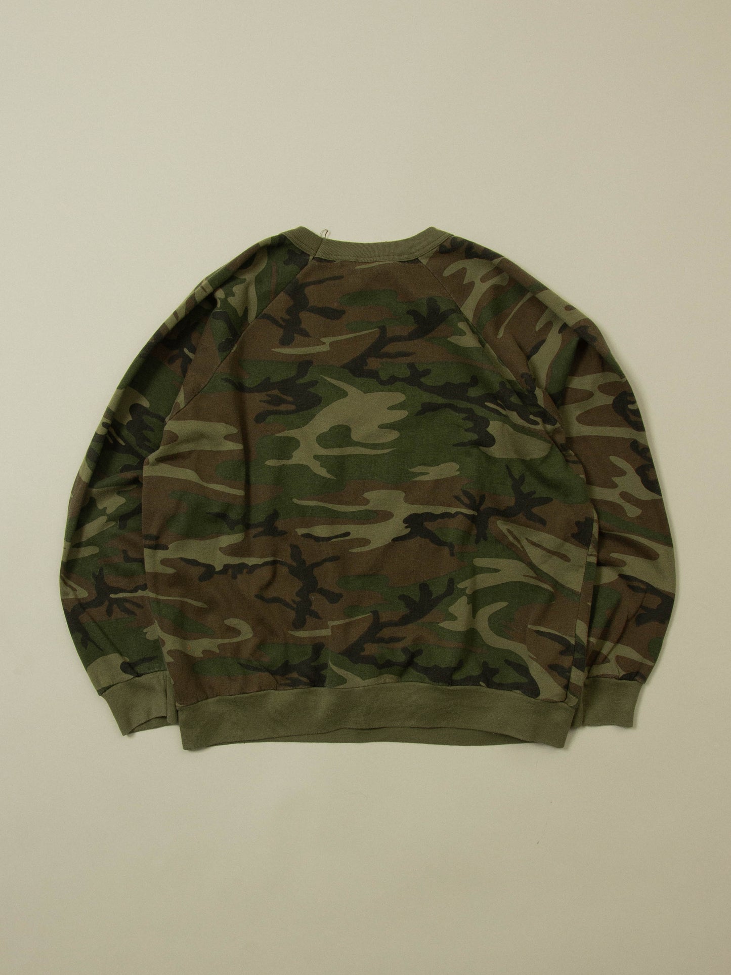 Vtg 1990s Raglan Woodland Camo Sweatshirt - Made in USA (M/L)