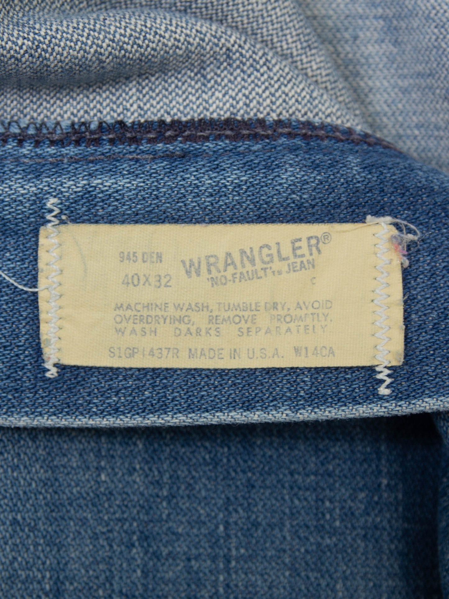 Vtg 1970s Wrangler Bootcut Jeans – Made in USA (38x31)