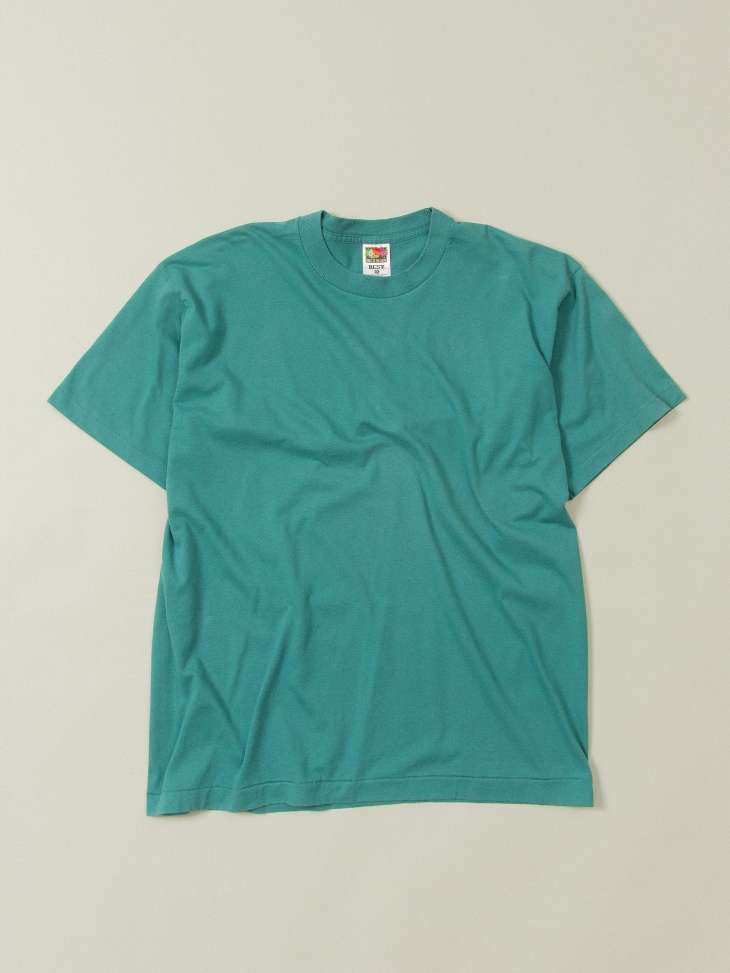 Vtg 1990s 'Fruit Of The Loom' Blank Tee - Made in Canada (XL)