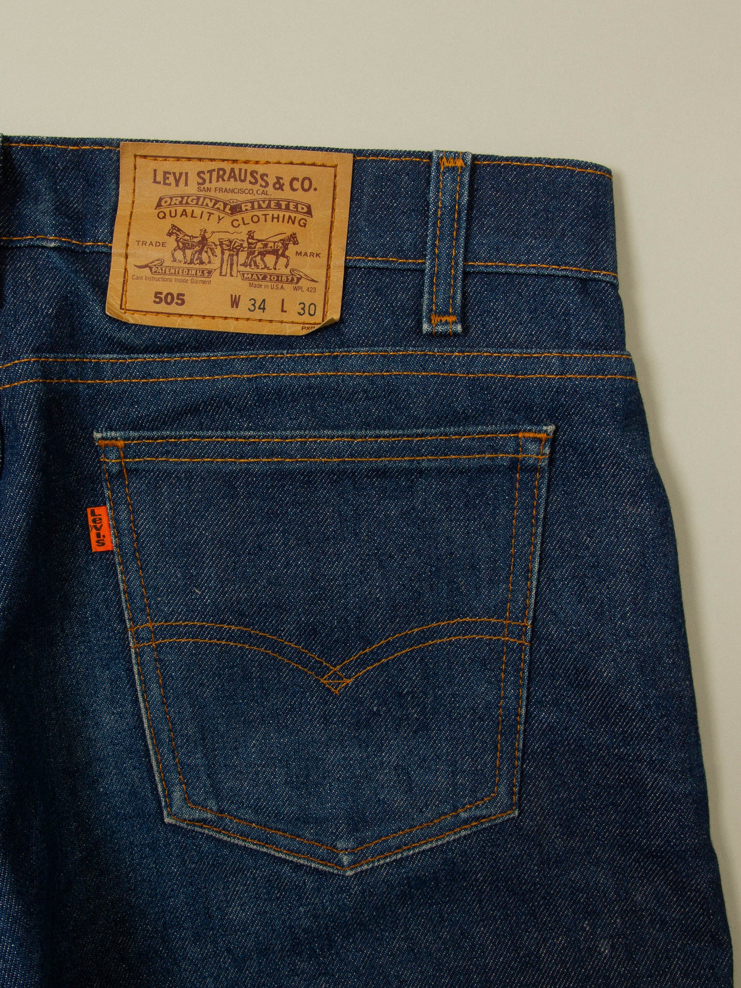 Vtg 1980s Mint Levi's 505 Orange Tab Jeans - Made in USA (34x31)