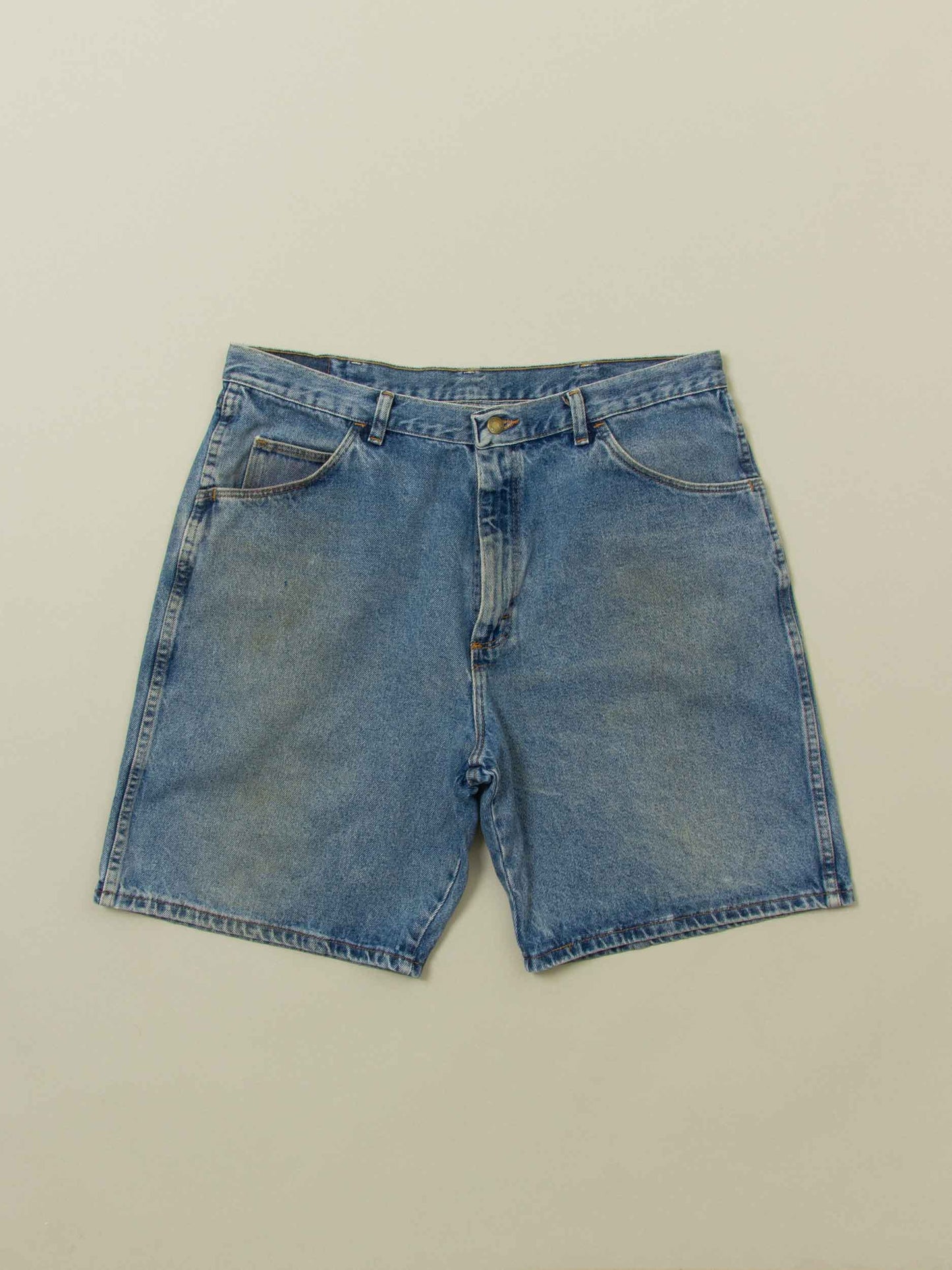 Vtg Wrangler Denim Shorts (36")
