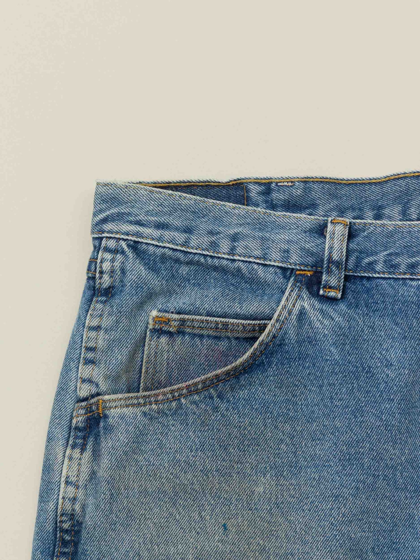 Vtg Wrangler Denim Shorts (36")