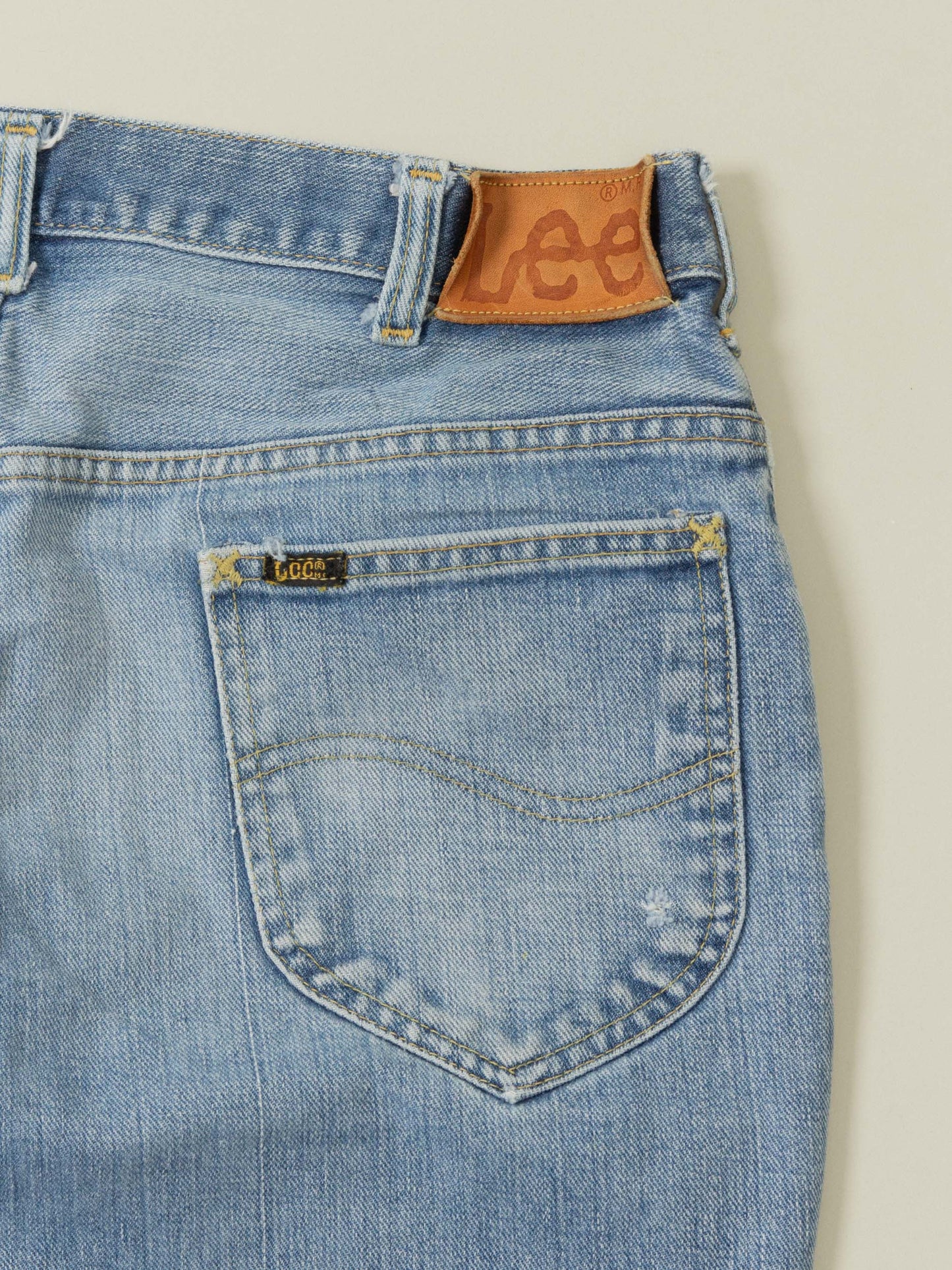 Vtg 1980s Bootcut Lee Rider Jeans - Made in USA (34x27)