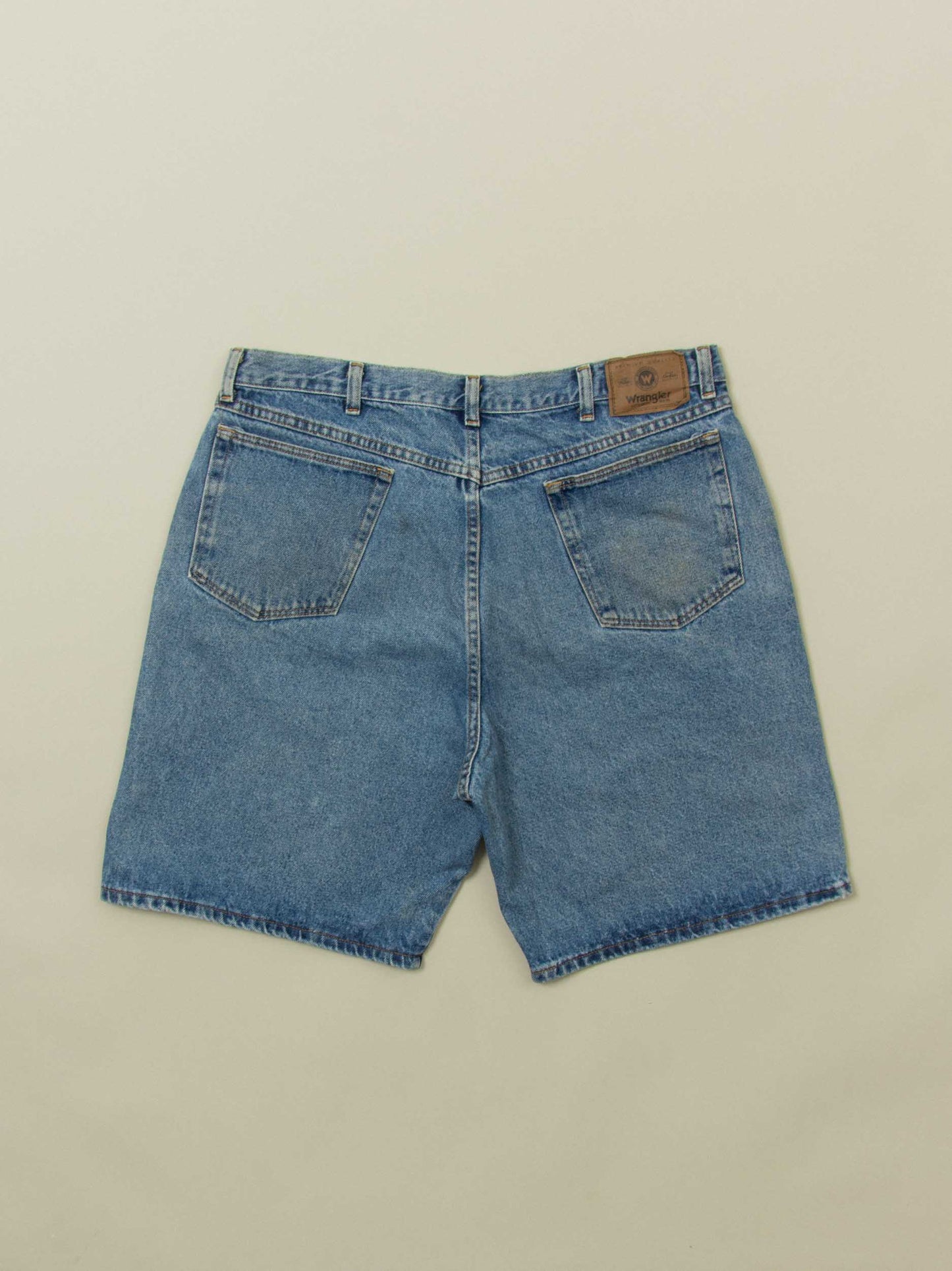 Vtg Wrangler Denim Shorts (36")