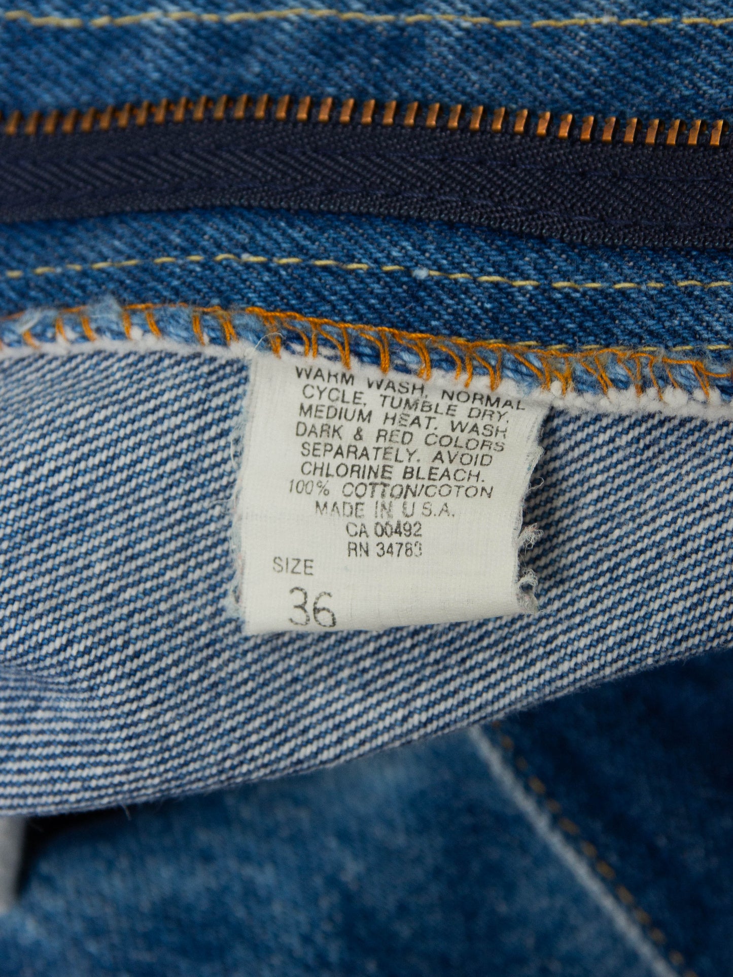 Vtg 1980s Lee Riders Bleached Jeans - Made in USA (36x33)