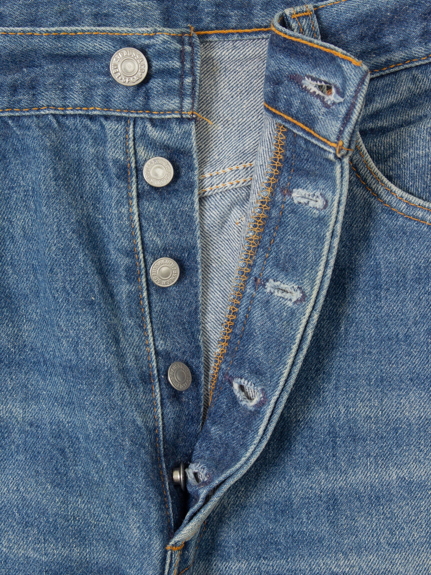 Vtg 1990s Levi's 501 Jeans - Made in USA (34x34)