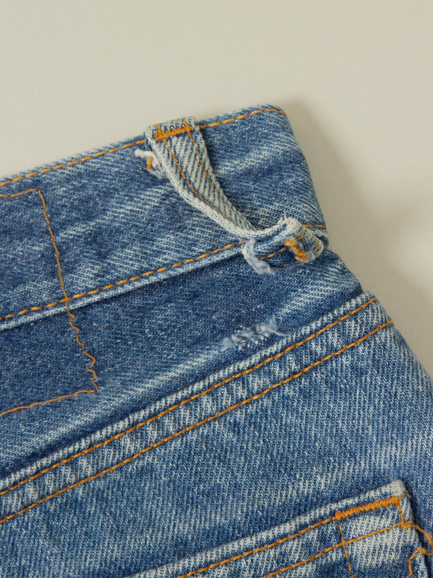 Vtg 1990s Levi's 501 Jeans - Made in USA (34x34)