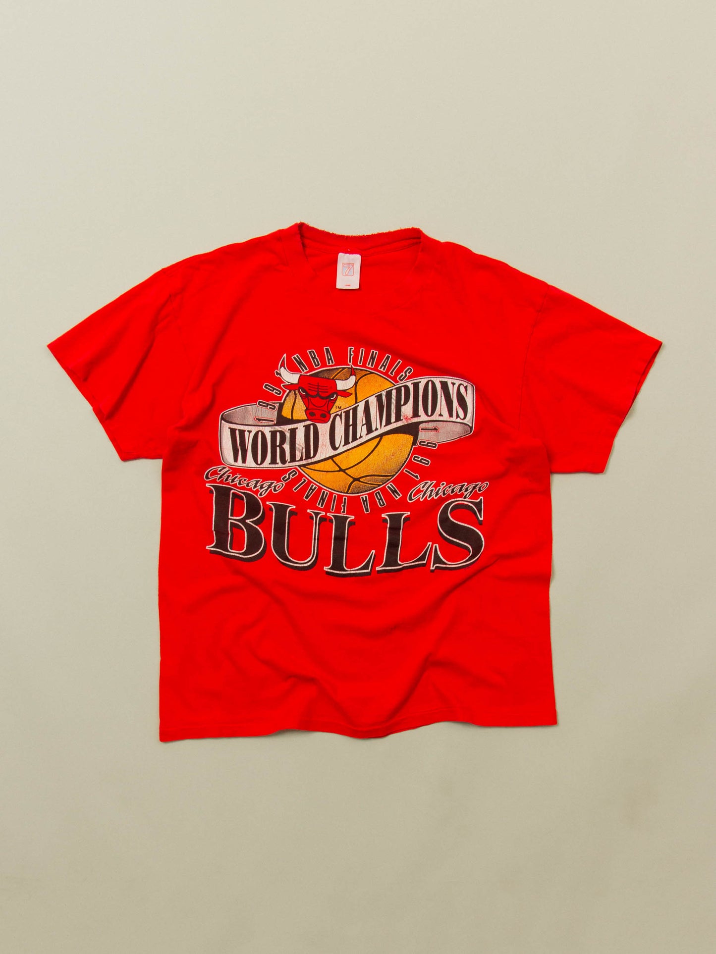 Vtg 1991 Chicago Bulls NBA Champions Single Stitch Tee (L)