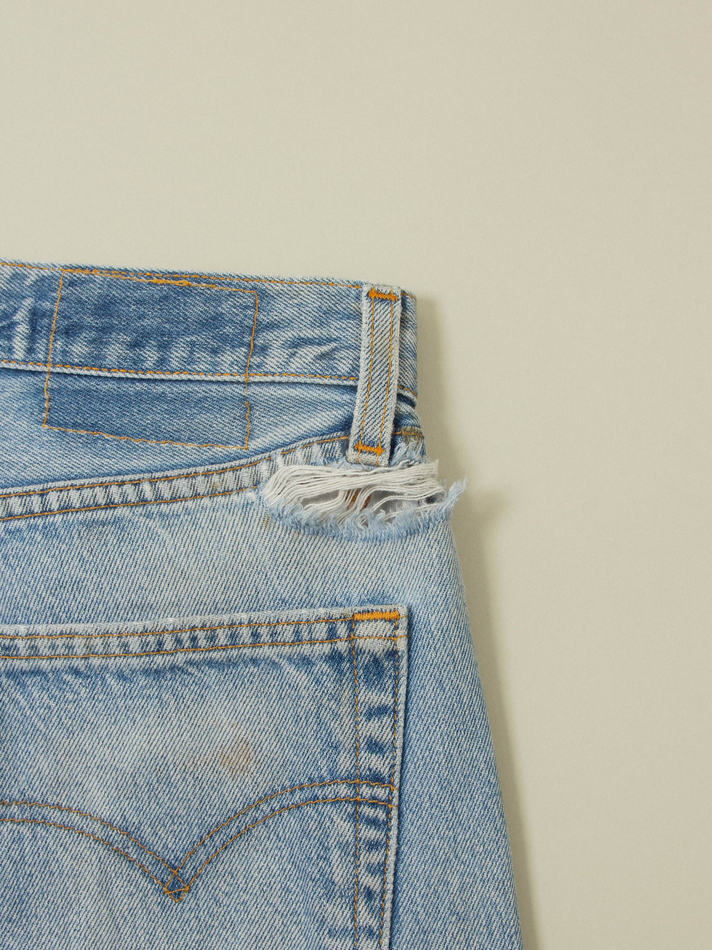 Vtg 1990s Levi's 501 Jeans - Made in USA (32x29)