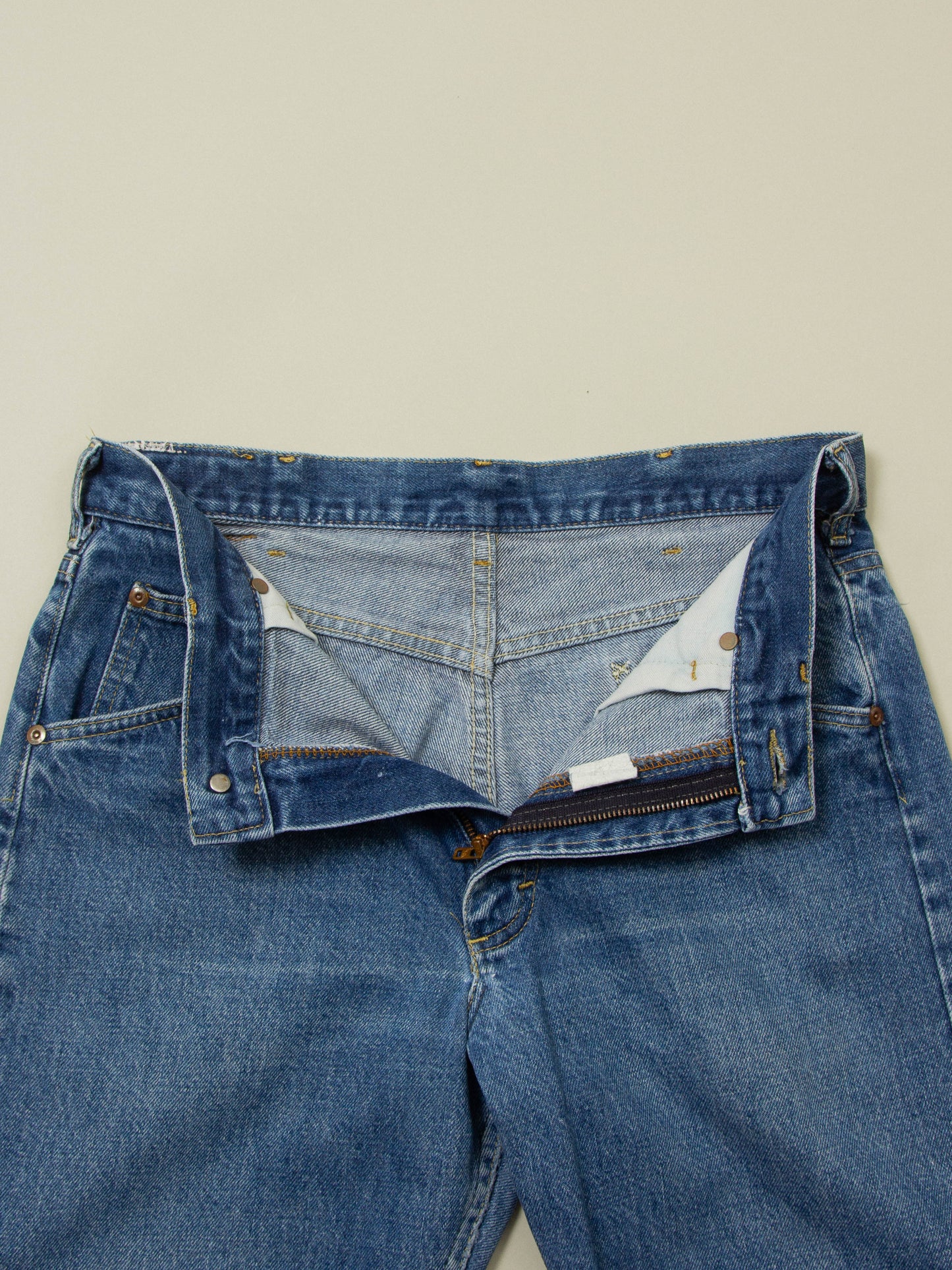 Vtg 1980s Lee Riders Denim Shorts (30")