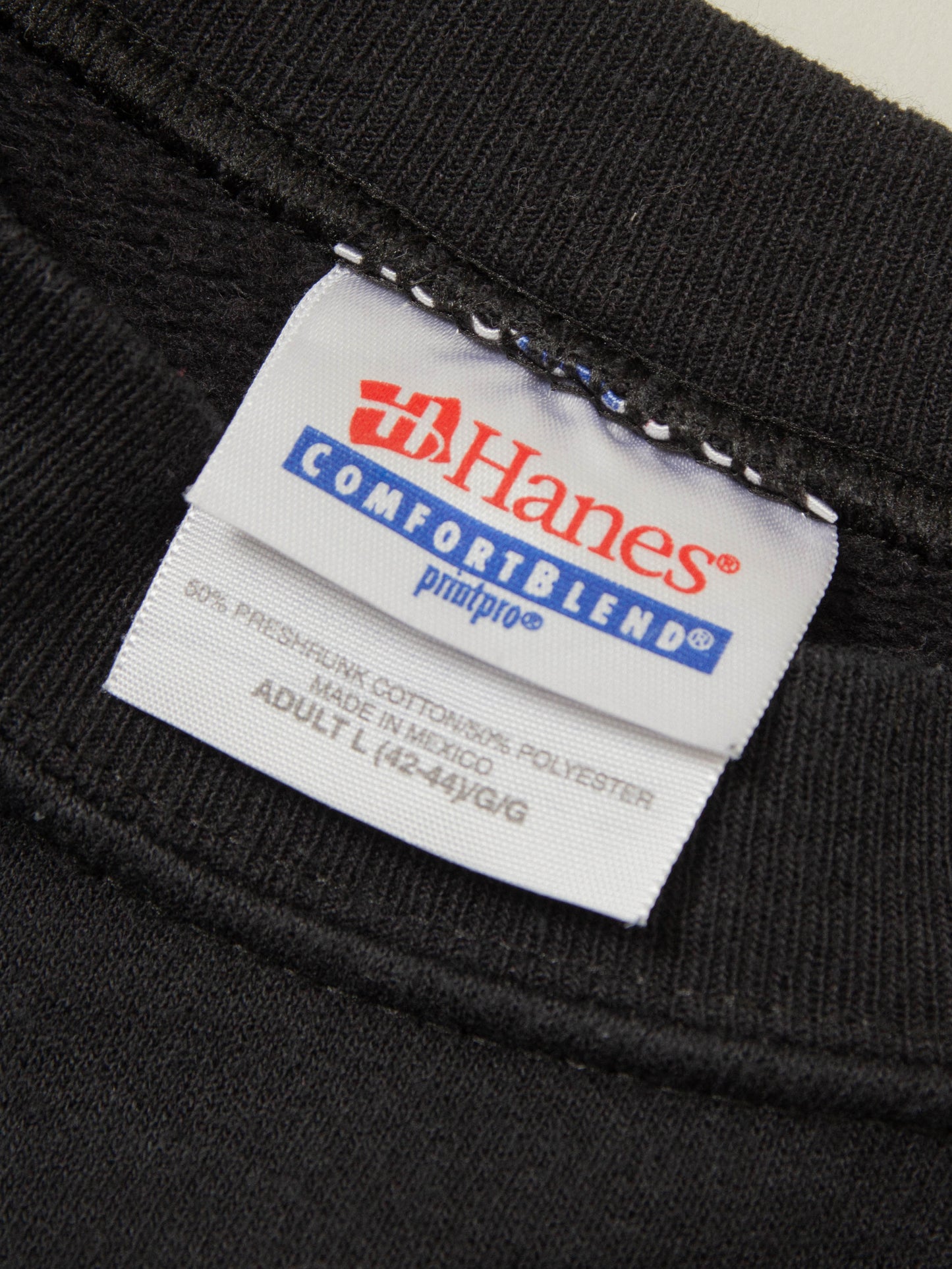 Vtg 1990s Hanes Graphic Sweatshirt (L)