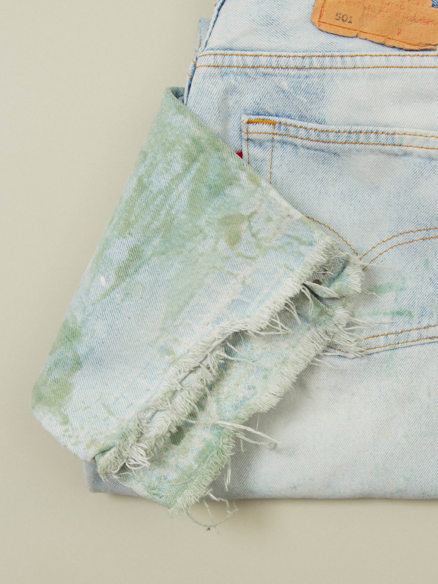 Vtg 1990s Levi's 501 Jeans - Made in USA (28x33)