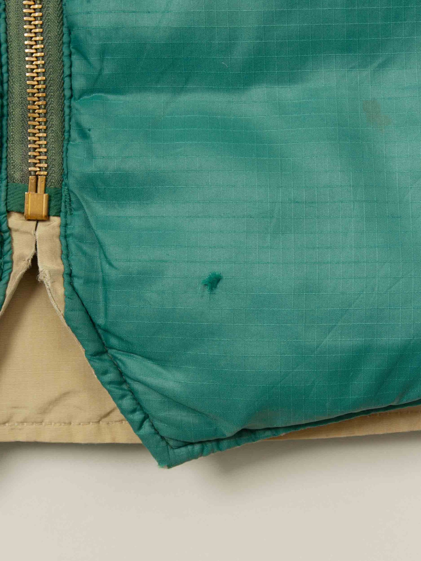 Vtg 1970s Reversible Eddie Bauer Down Vest - Made in USA (L)
